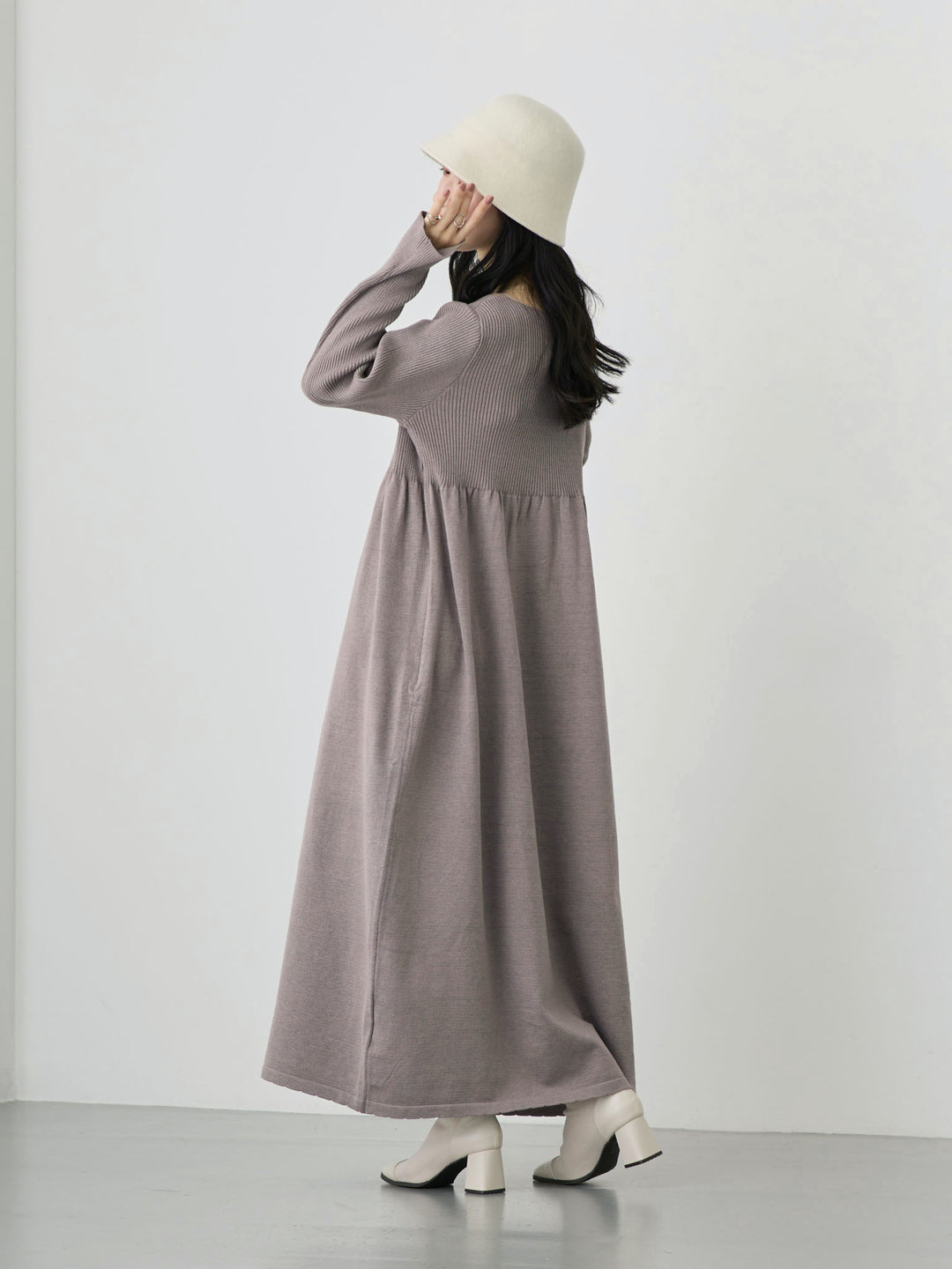 罗纹针织喇叭裙 灰色