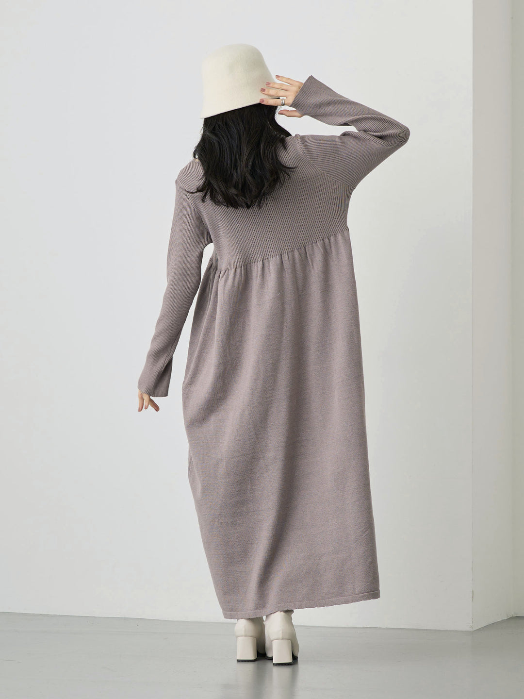 罗纹针织喇叭裙 灰色