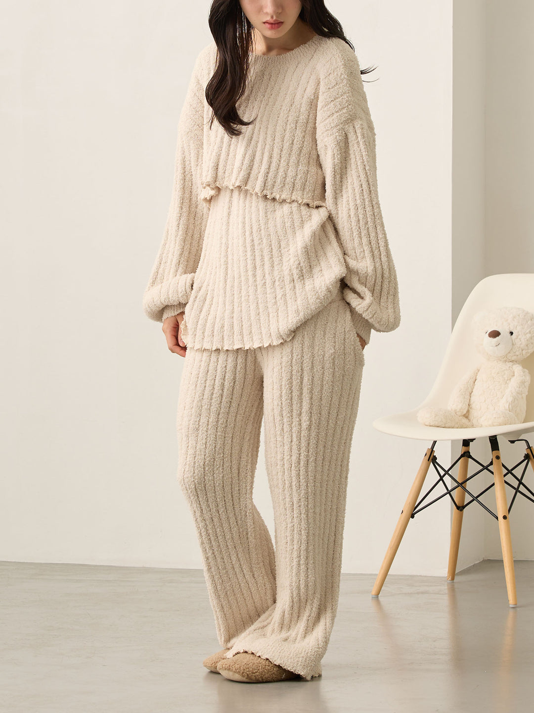 象牙色蓬松房间套装