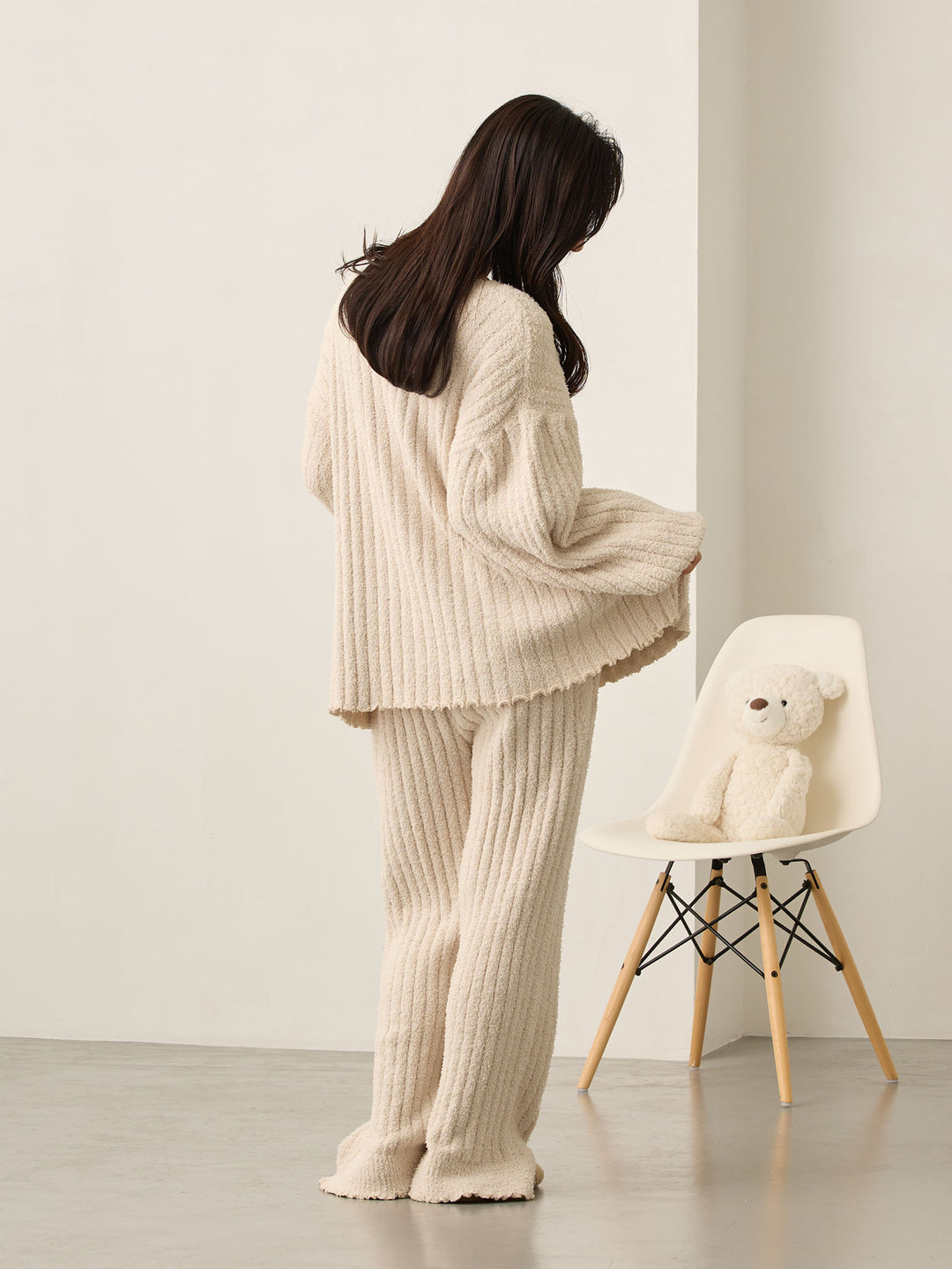 象牙色蓬松房间套装