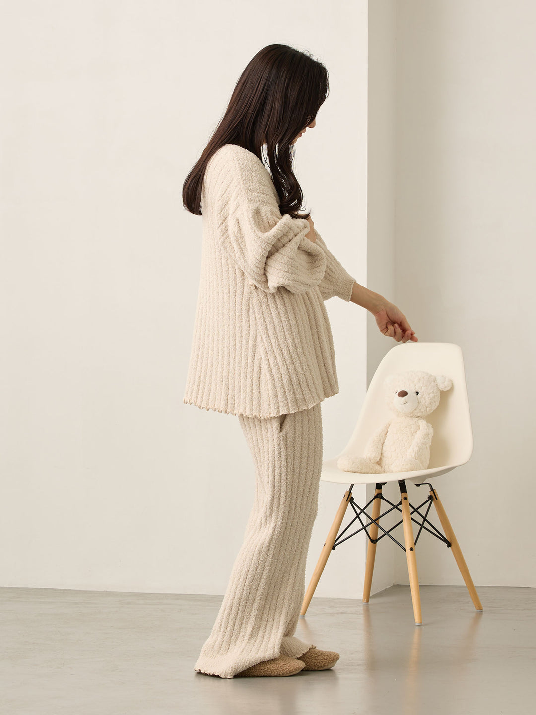 象牙色蓬松房间套装