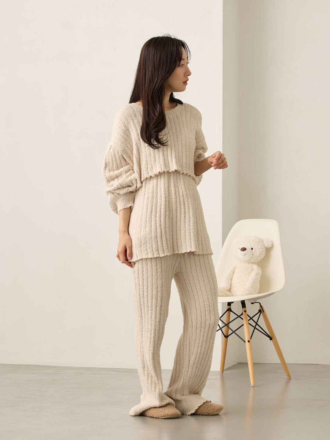 象牙色蓬松房间套装