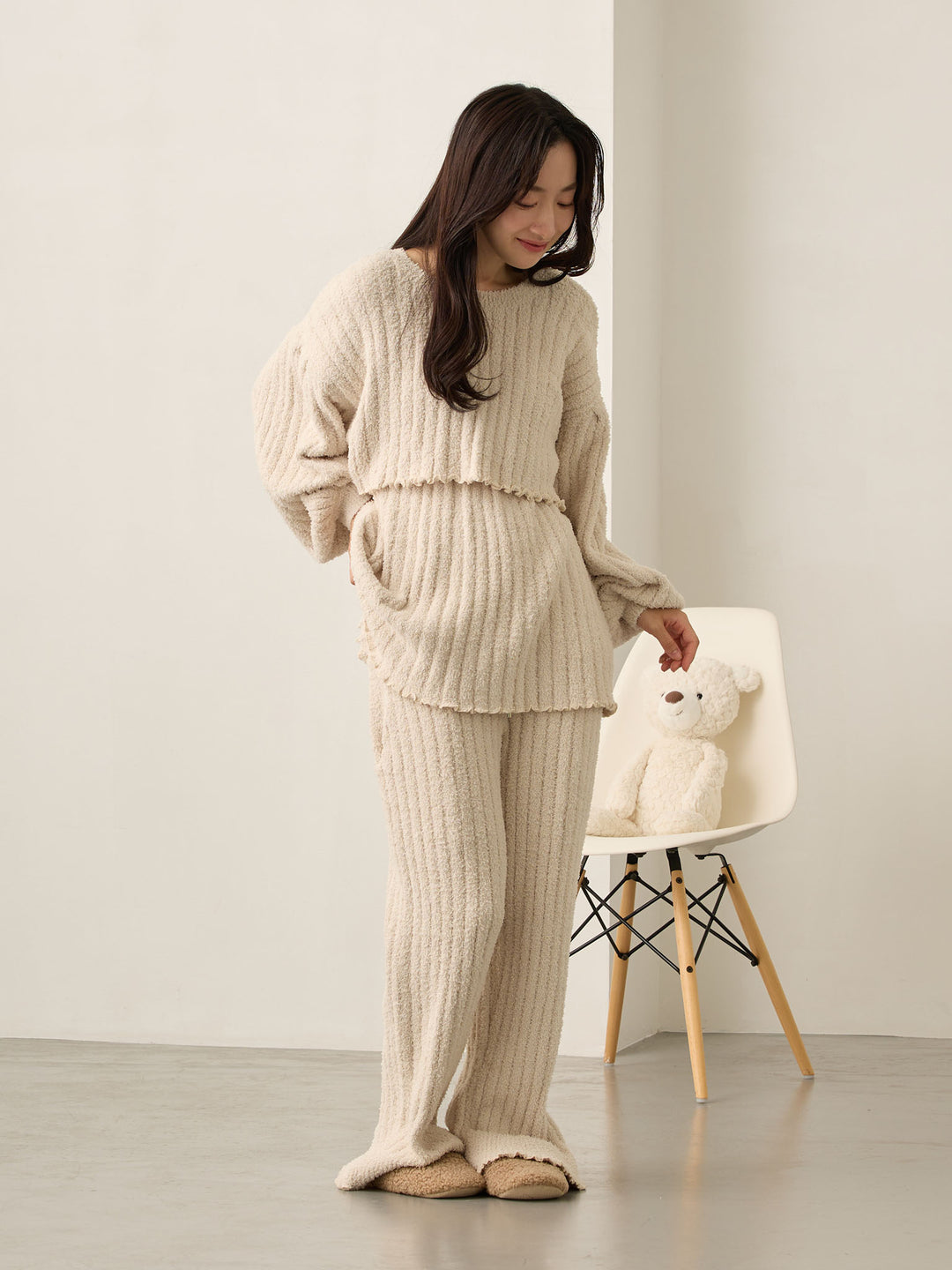 象牙色蓬松房间套装