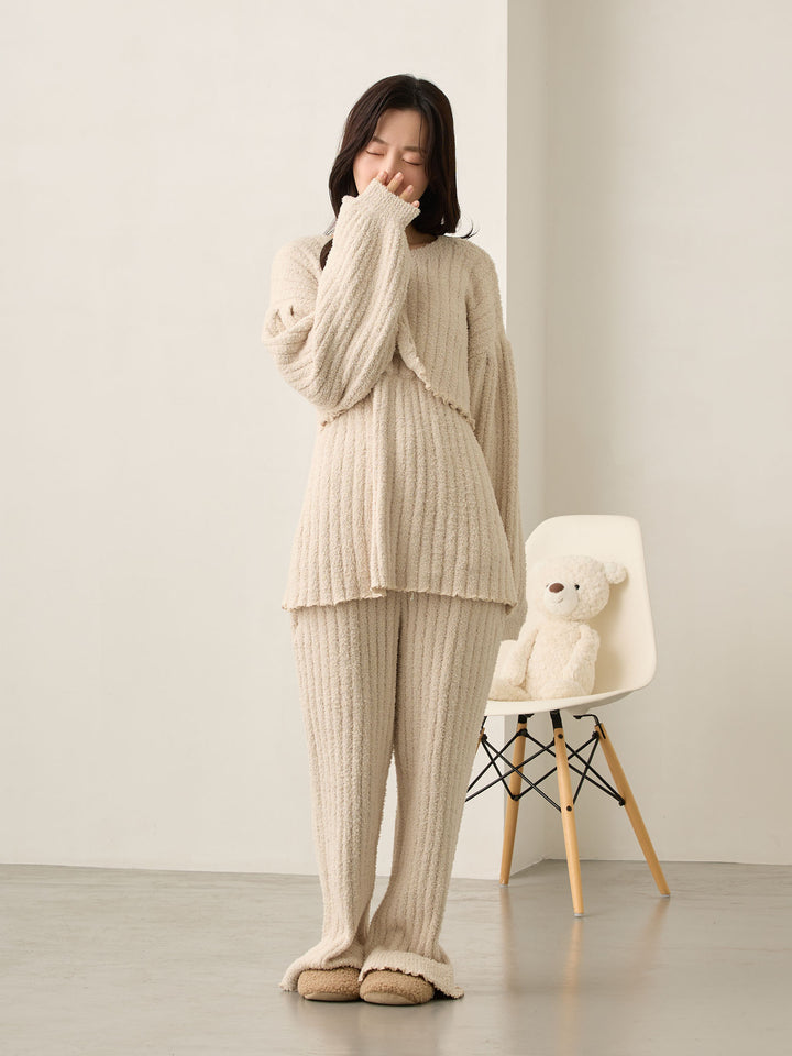 象牙色蓬松房间套装