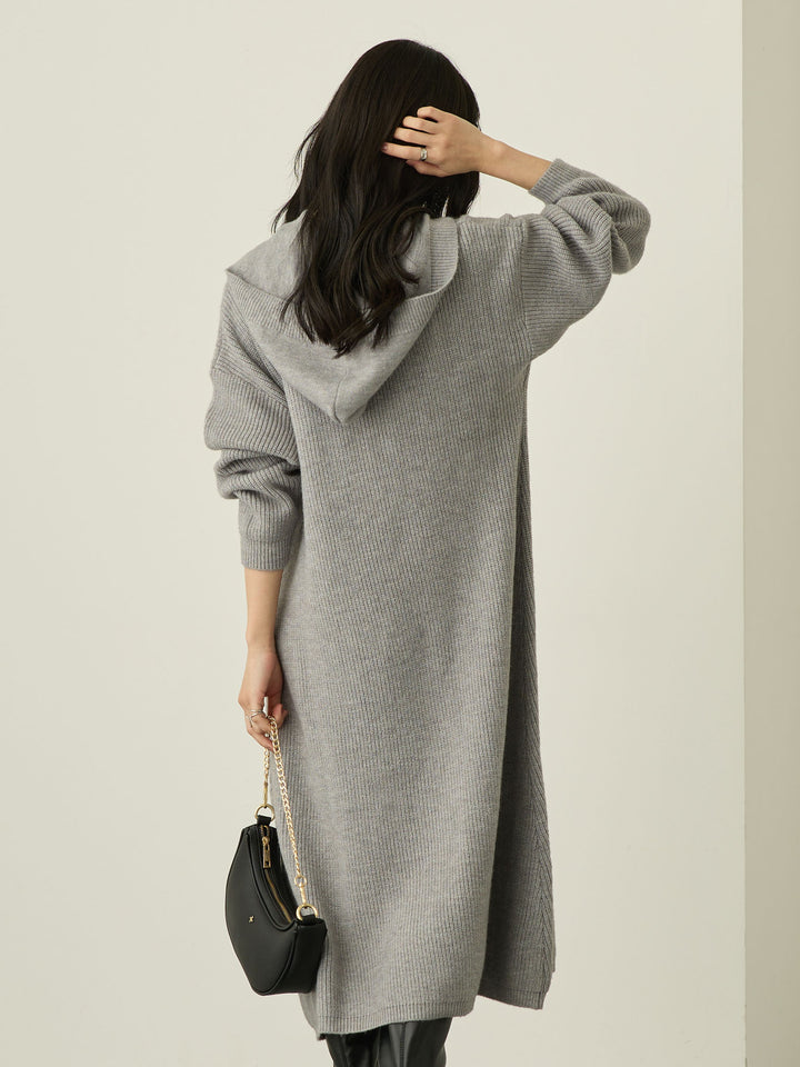 带围巾的连帽针织连衣裙，灰色
