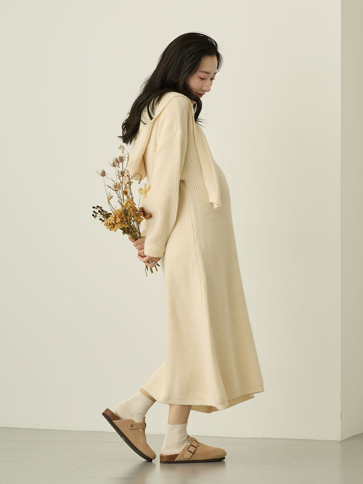 象牙色连帽针织连衣裙