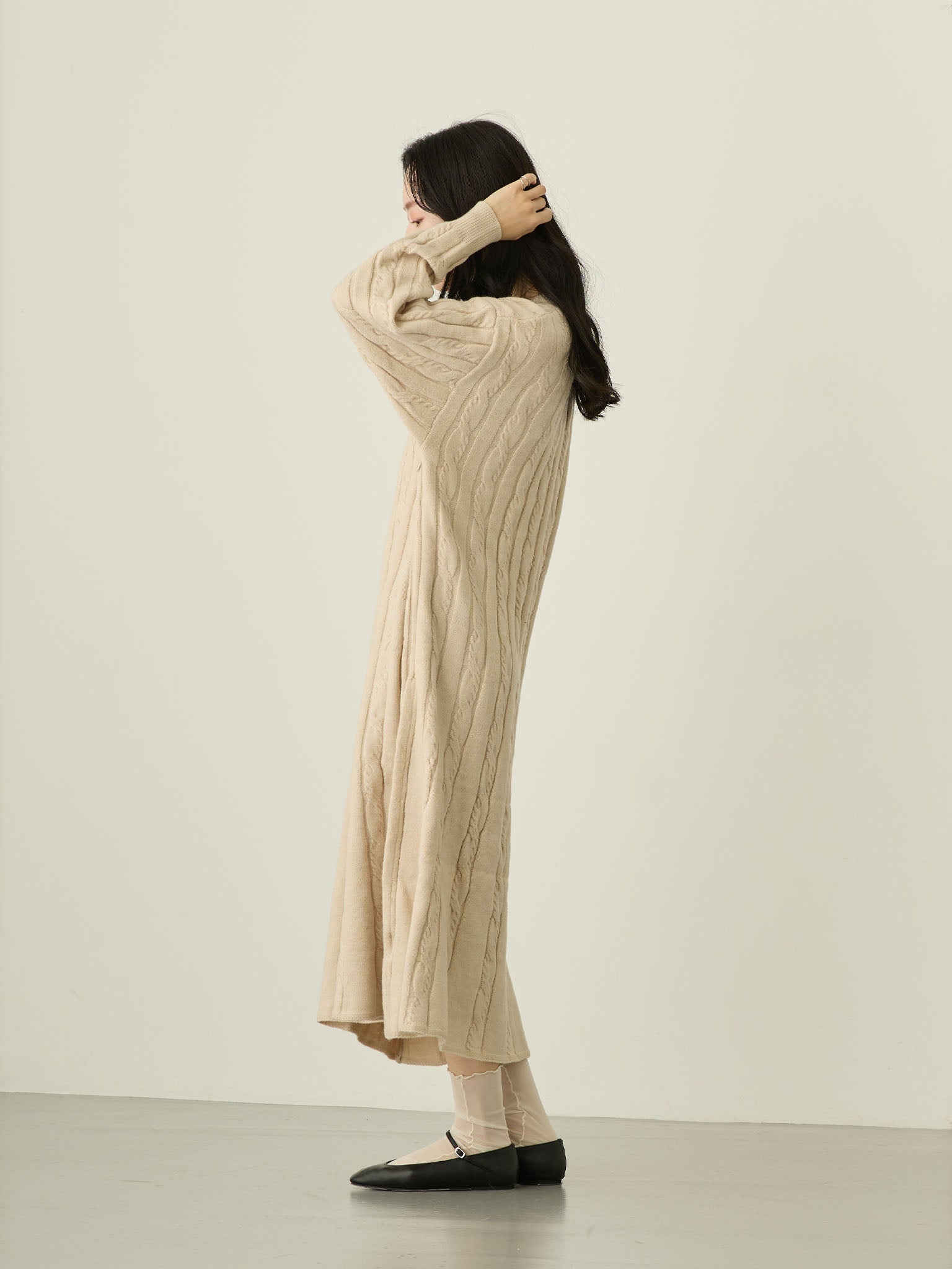 ケーブルニットワンピース Ivory – honono for mom&baby