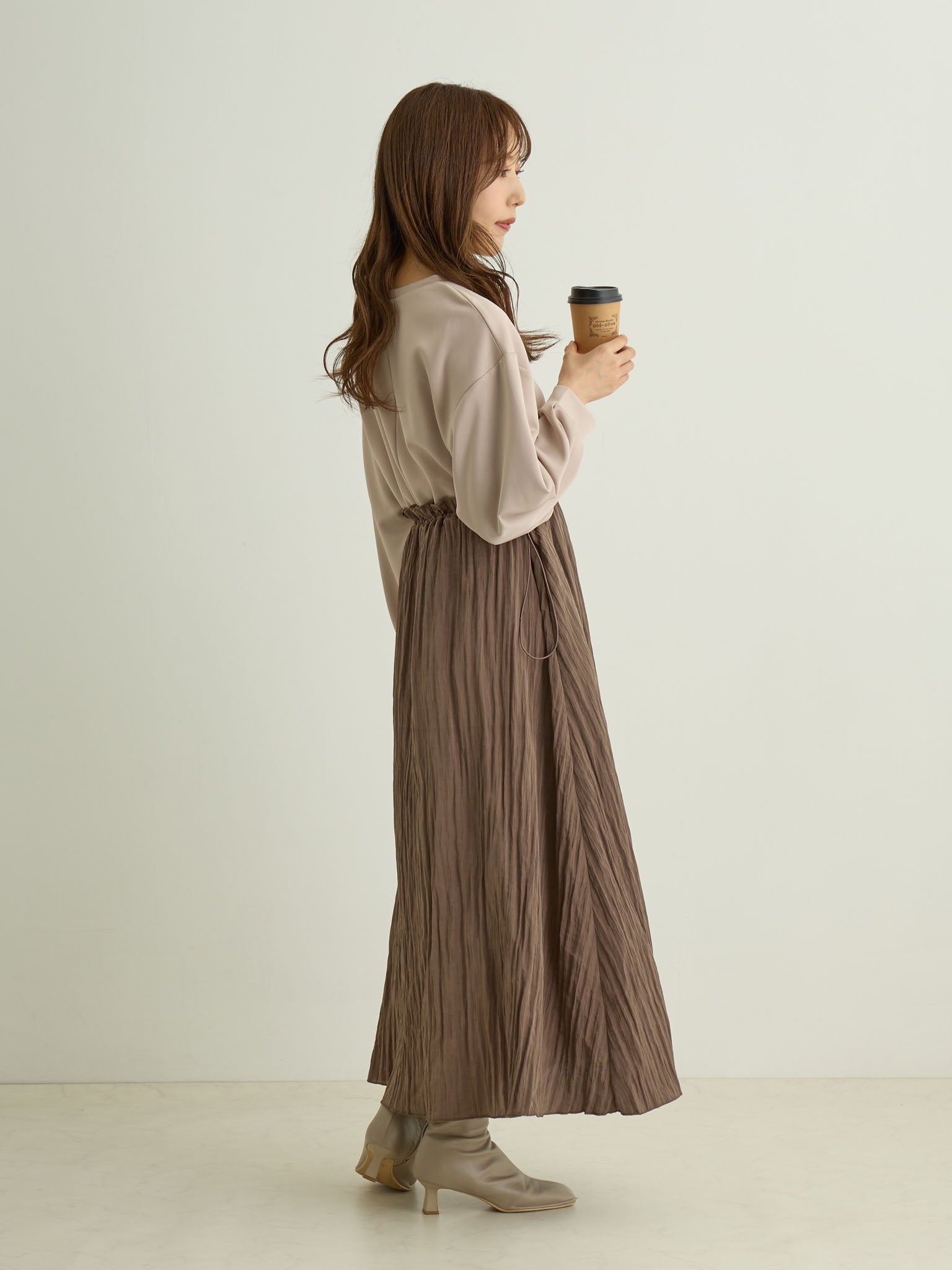 上品なブランド マタニティ・授乳服】軽量トレーナードッキングワンピース マタニティ