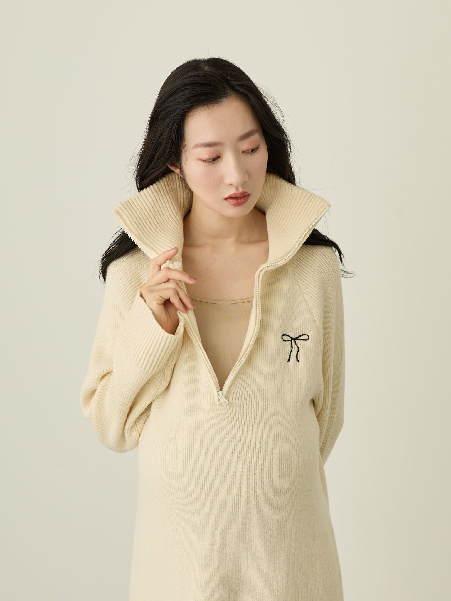 ハーフジップニットワンピース Ivory – honono for mom&baby