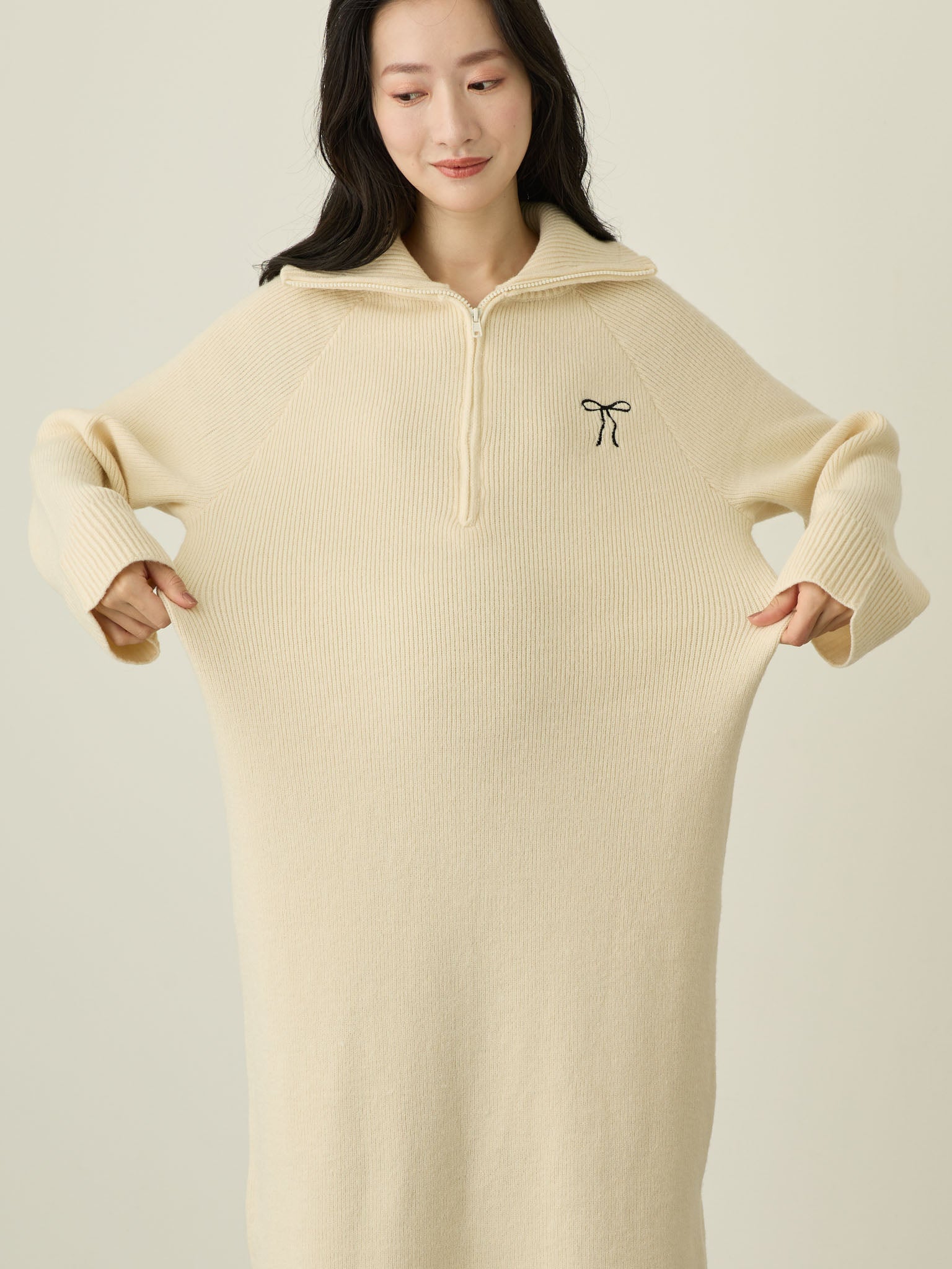 ハーフジップニットワンピース Ivory – honono for mom&baby