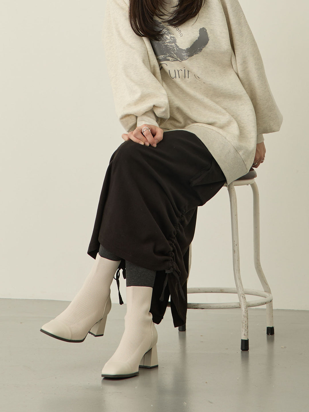 黑色羊毛工装裙