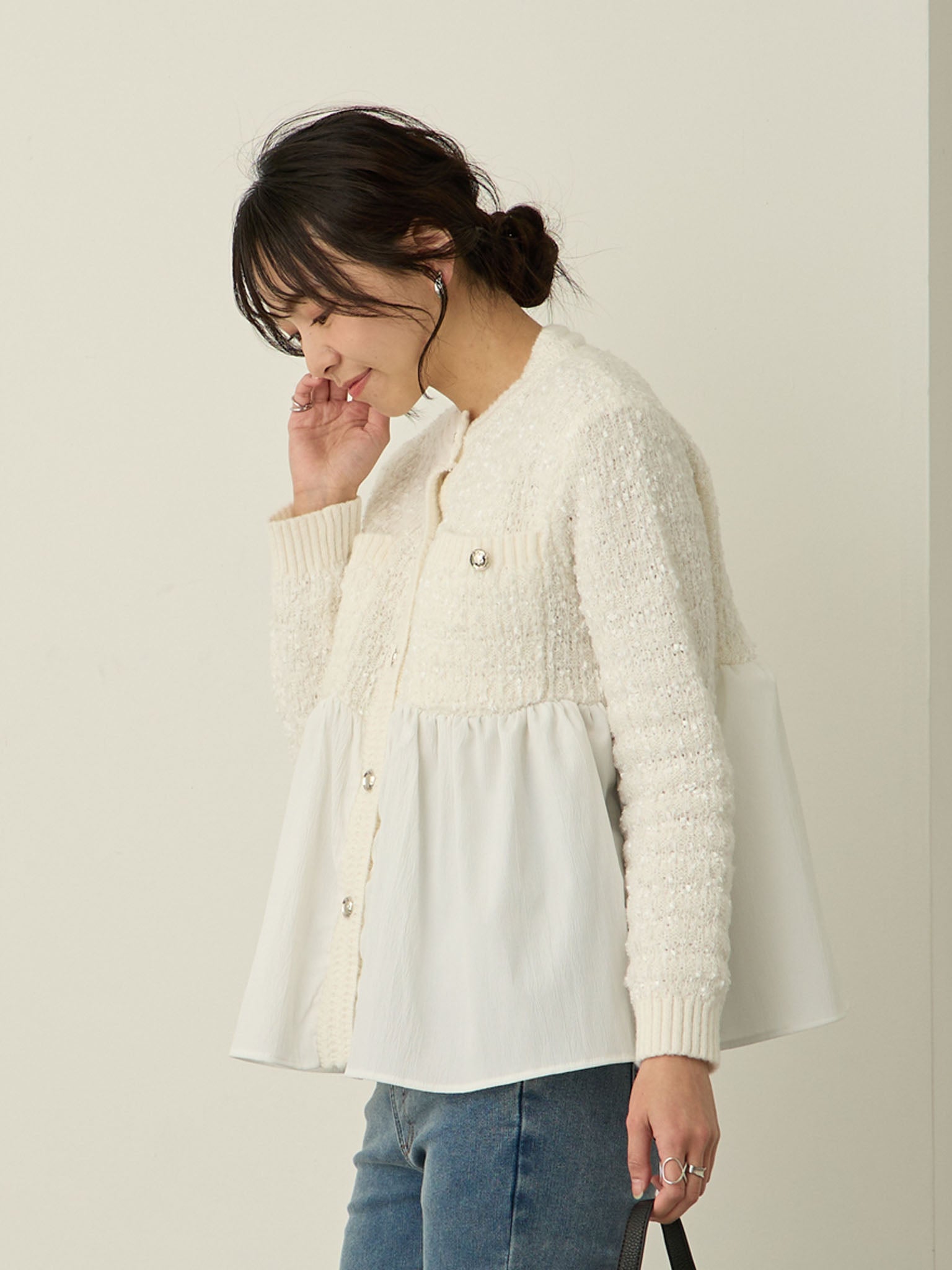 セレモニー対応・ツイード風ペプラムニットジャケット Ecru – honono