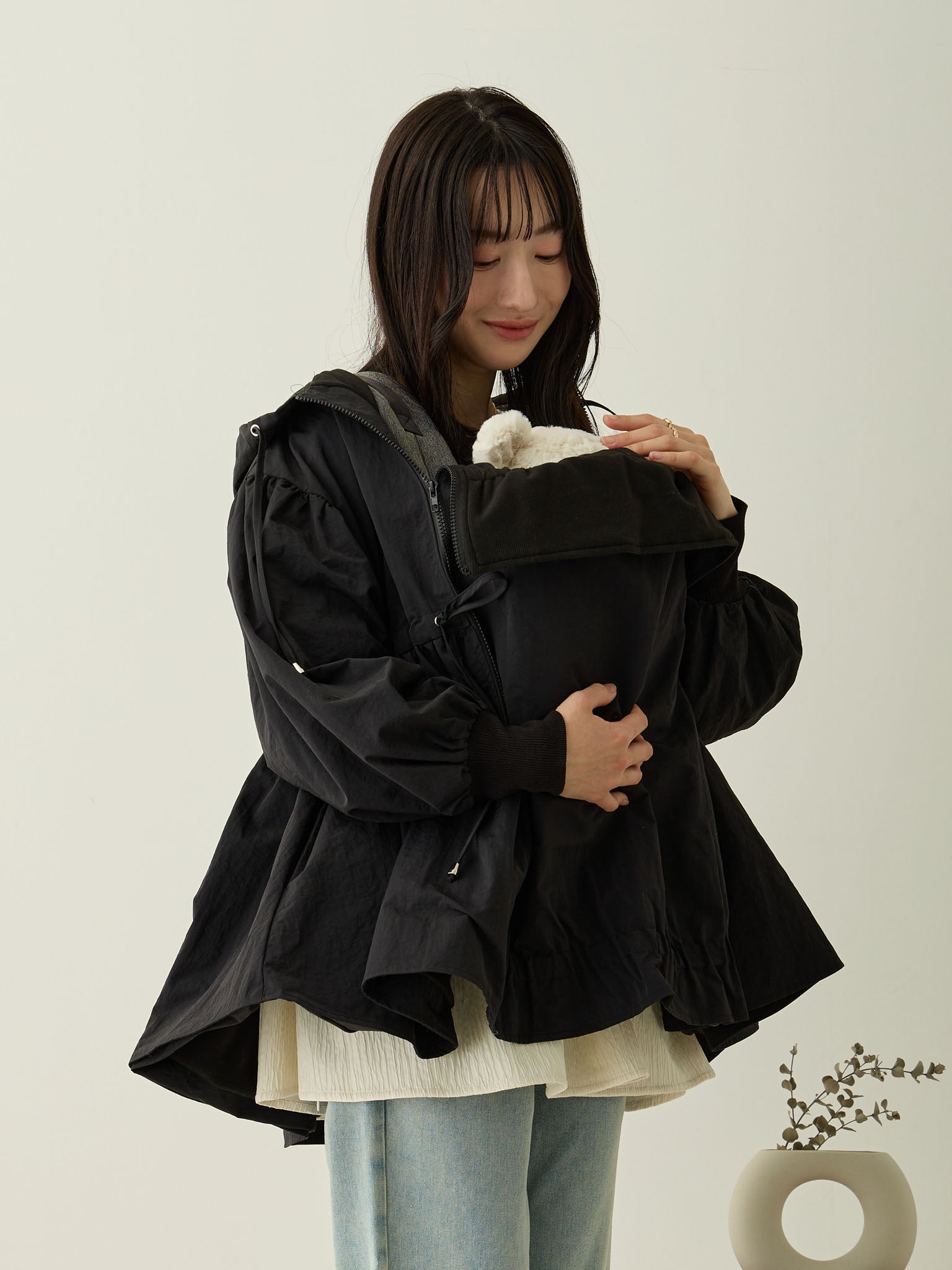 撥水加工・ダッカー付きペプラムライトアウター Black – honono for