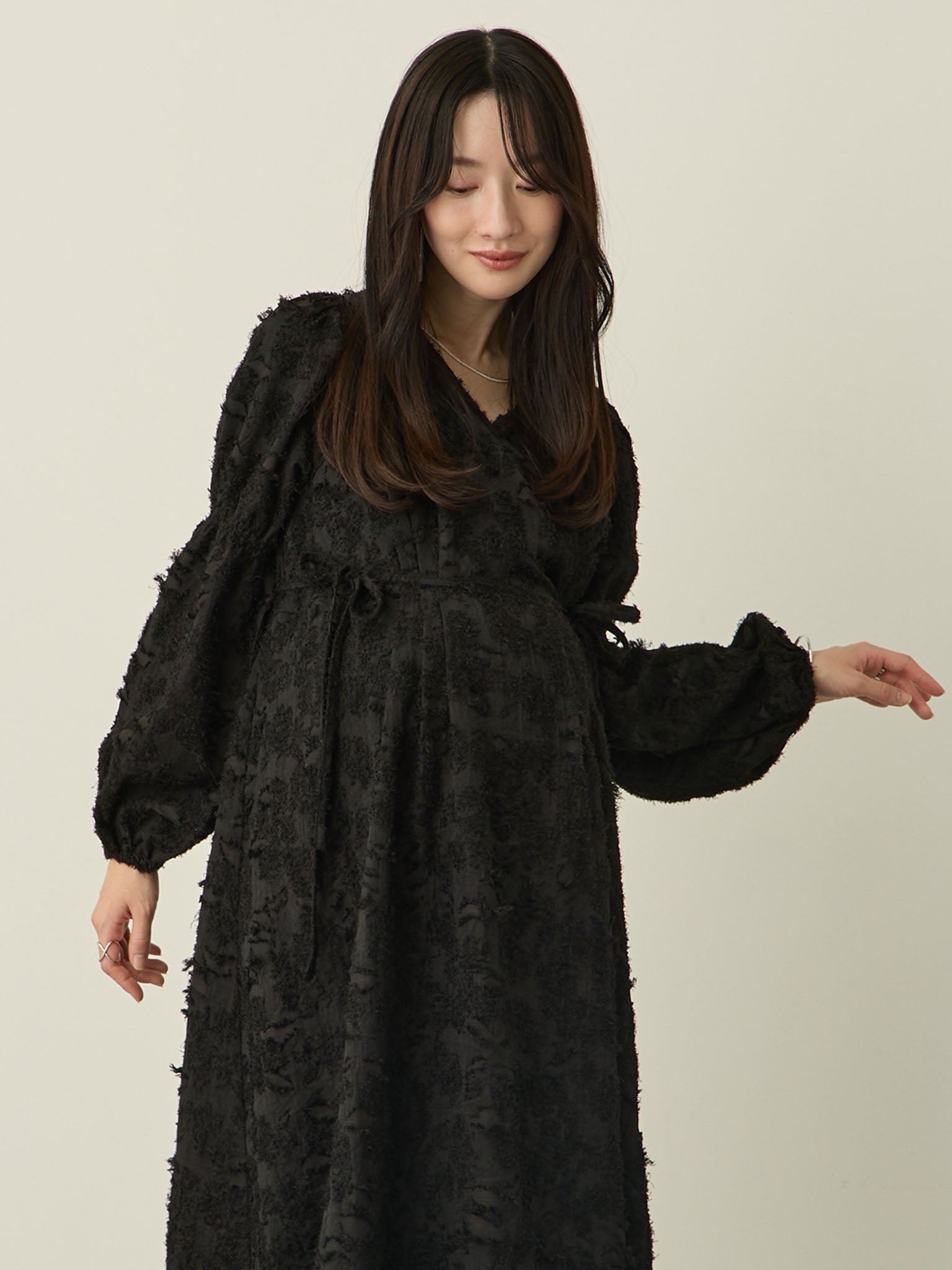 マタニティ・授乳服】カシュクールフリンジワンピース Black