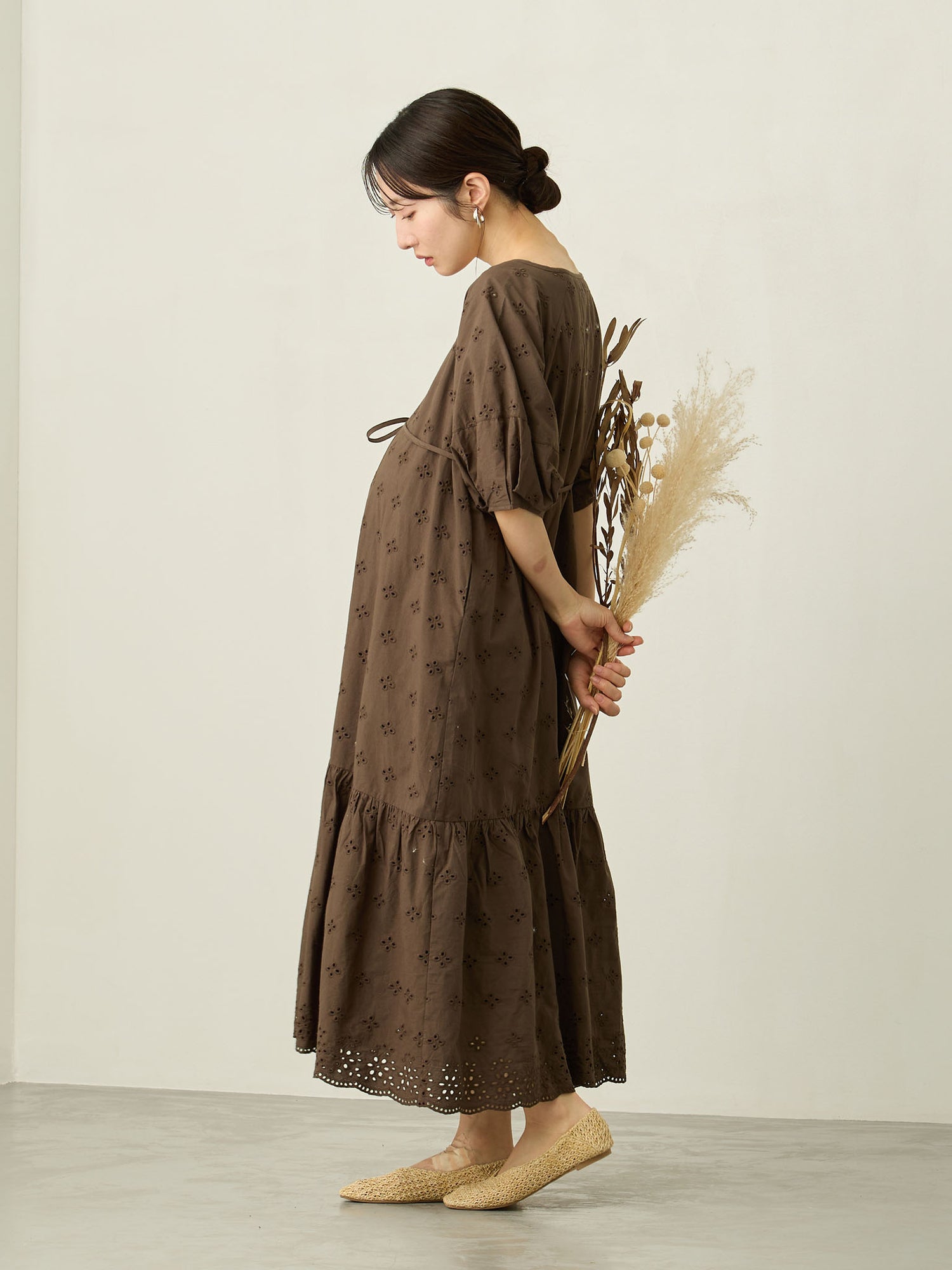 【マタニティ・授乳服】コットンレースワンピース Brown