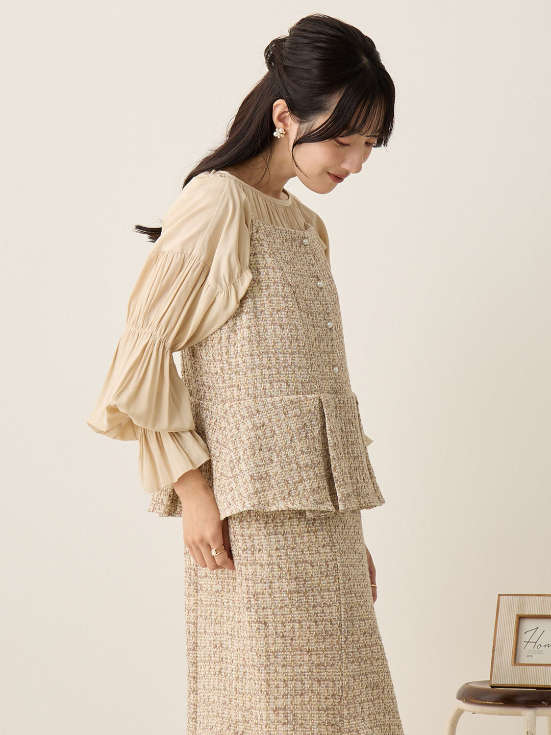 粗花呢吊带连衣裙，米色