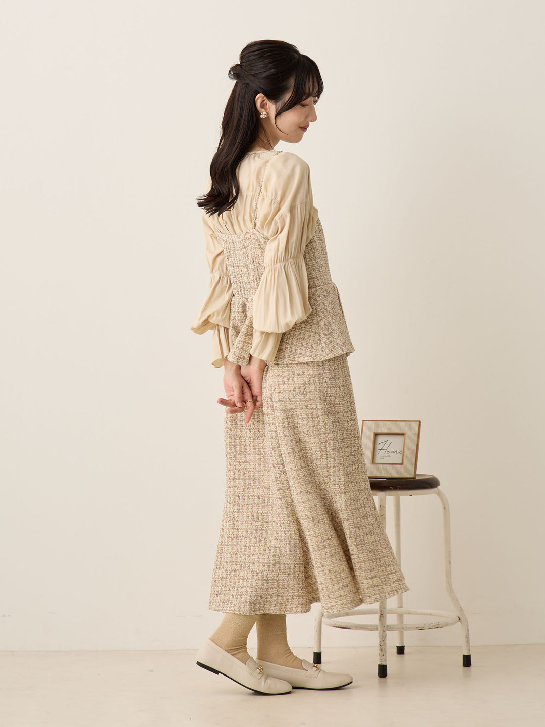 粗花呢吊带连衣裙，米色