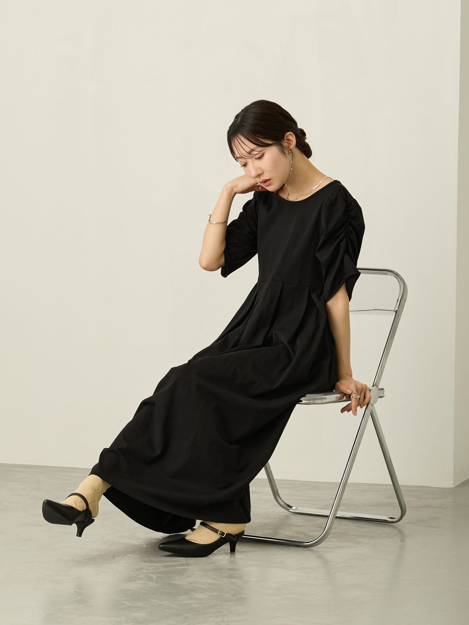 マタニティ・授乳服】ボリューム袖Iラインワンピース Brown