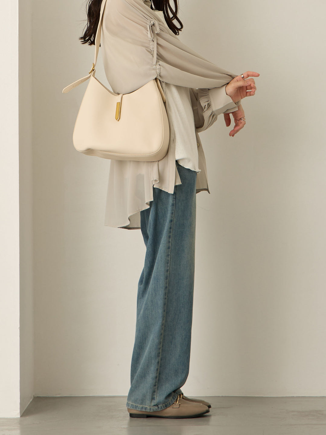 浅色牛仔长裤 蓝色