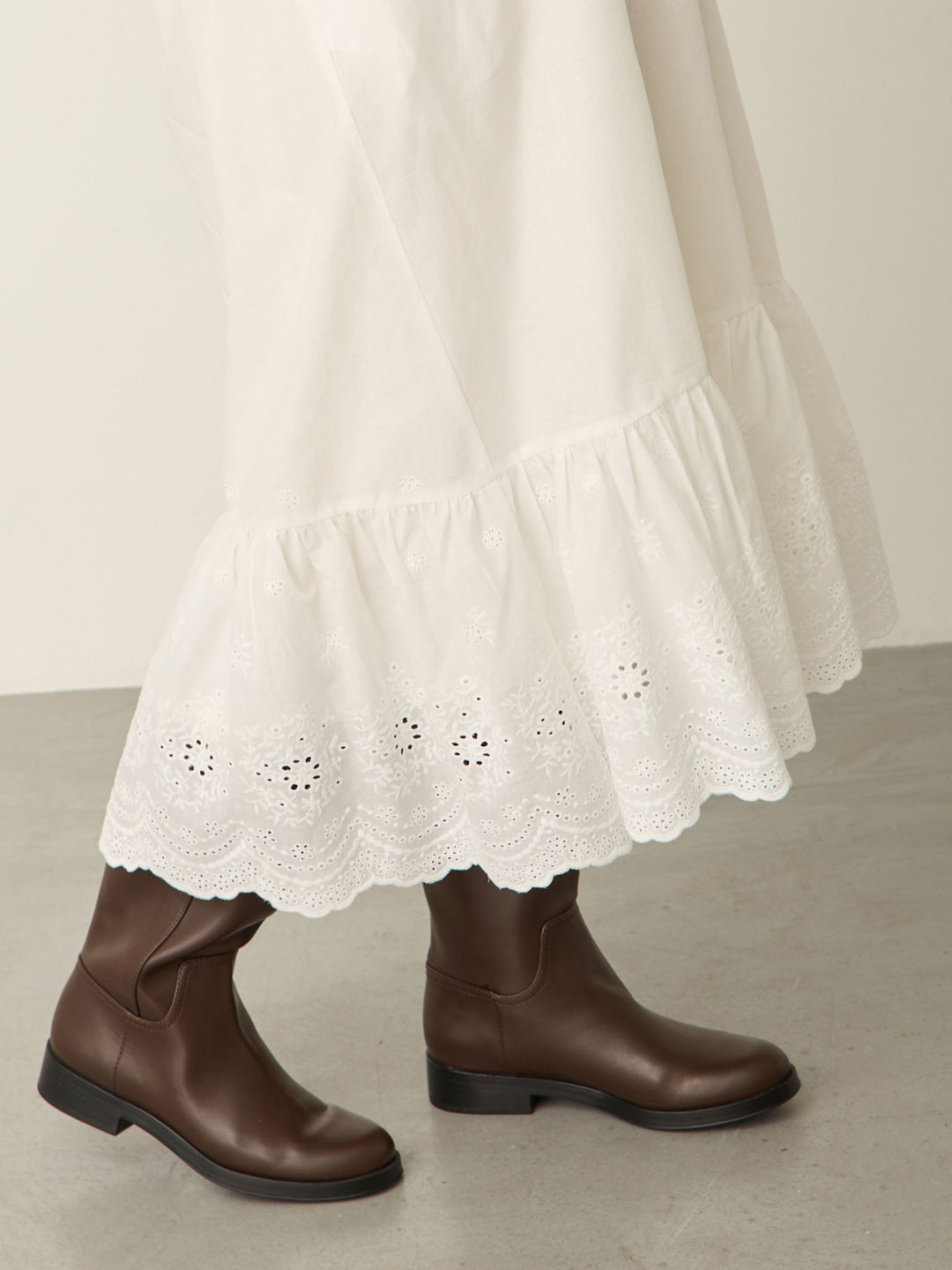 炭灰色棉质蕾丝裙