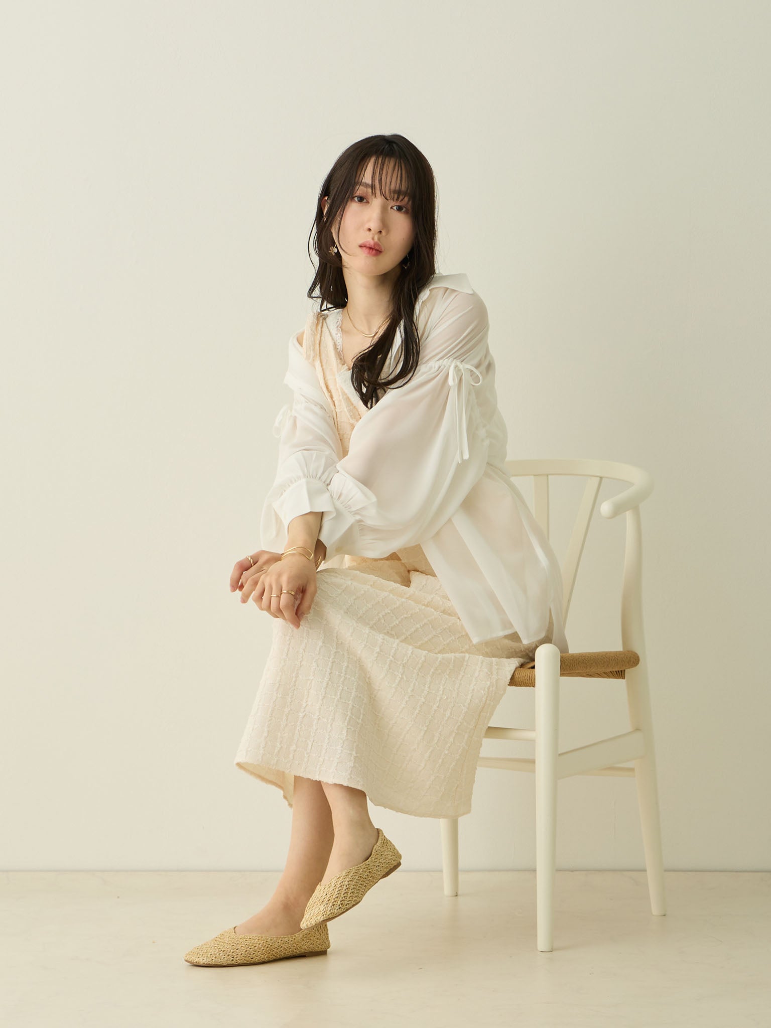 店内商品がすべてレジにて半額！！ 袖リボンシアーシャツ White – honono for mom&baby マタニティ