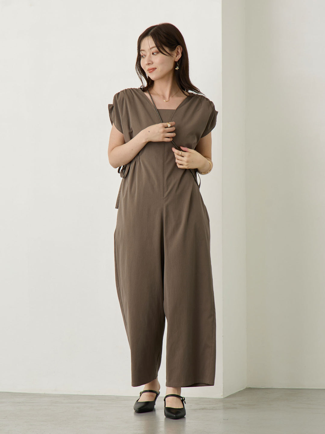 All-in-one Brown