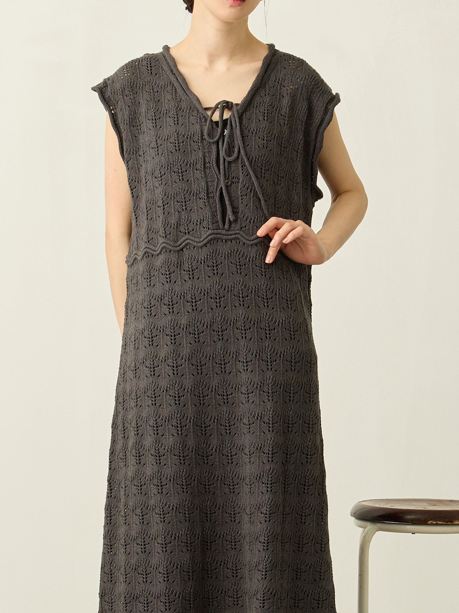 honono 新品タグ付きクロシェ ワンピース Charcoal Lサイズ クロシェワンピース Charcoal – honono for mom&baby