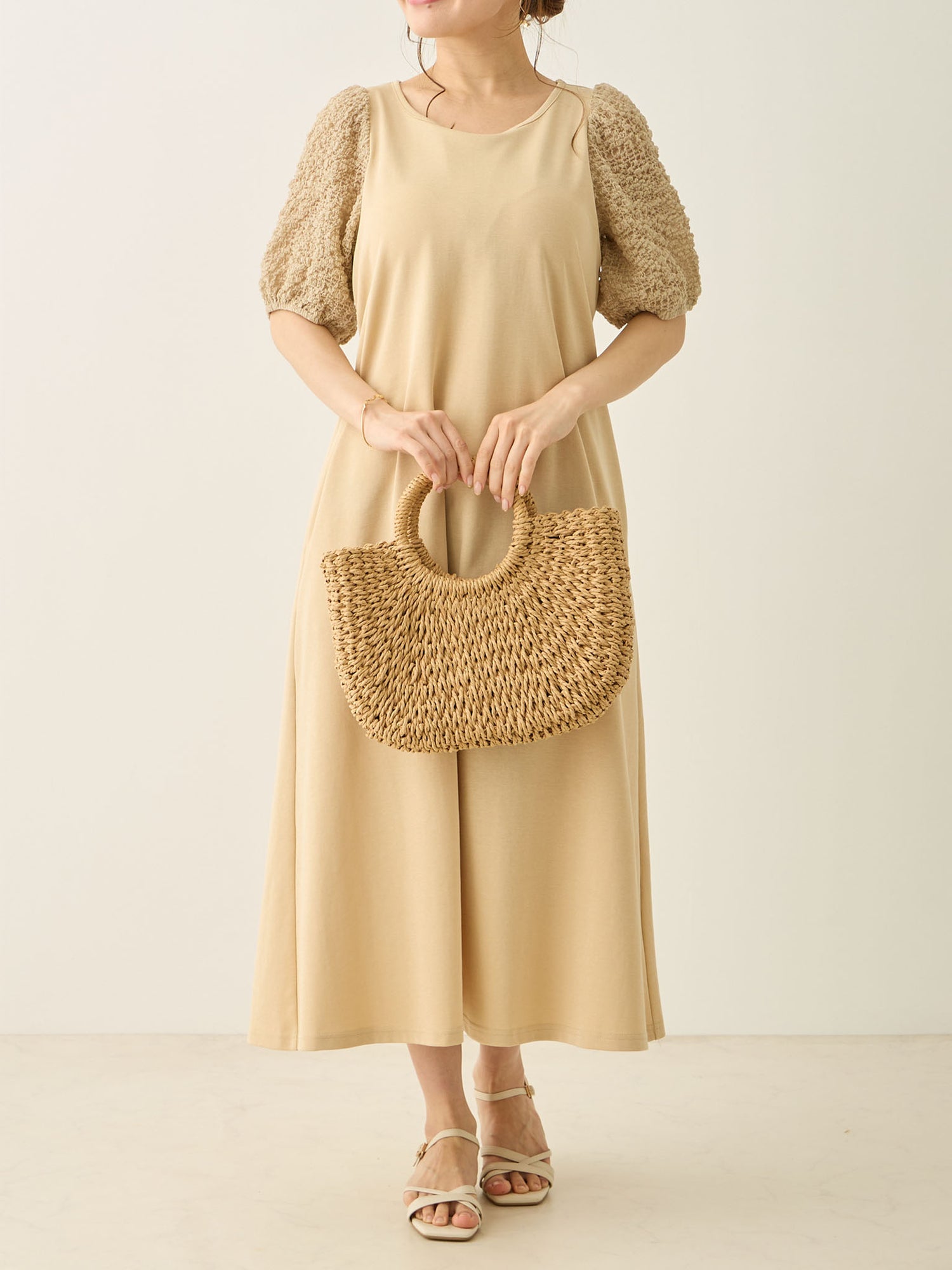 [Maternity/Nursing Wear] Cut-out dress with cups, Beige
