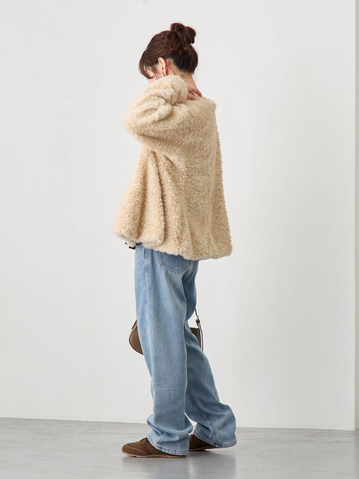 ダッカー付きフラッフィーアウター Beige