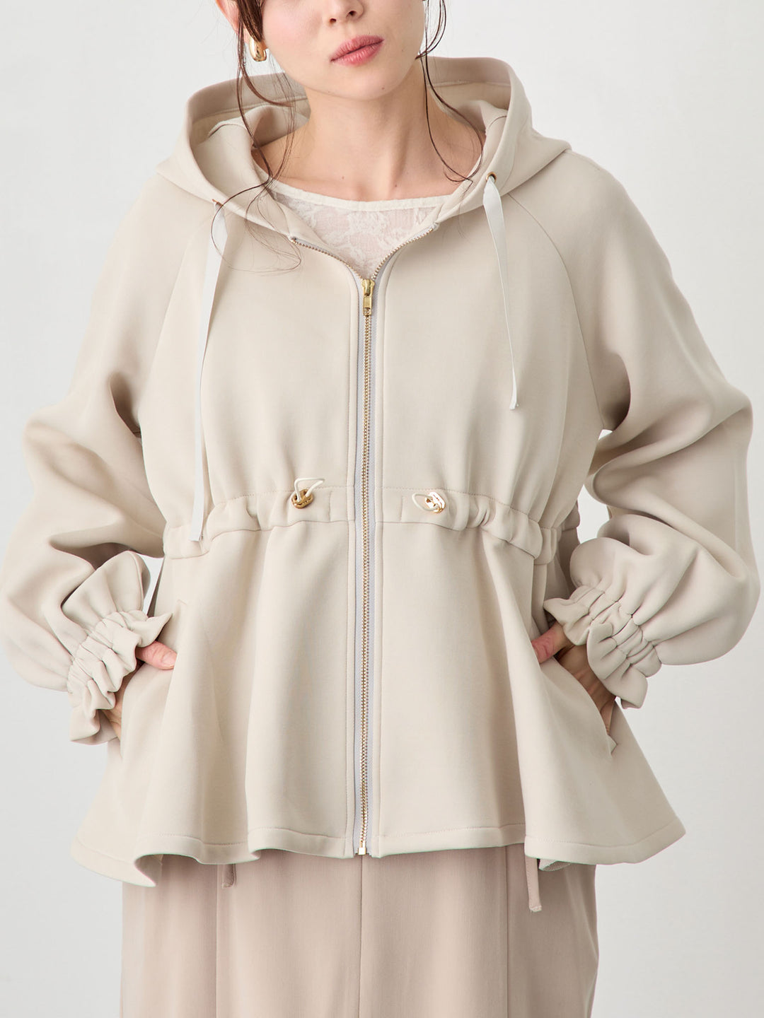 ダッカー付きダンボールライトアウター Beige