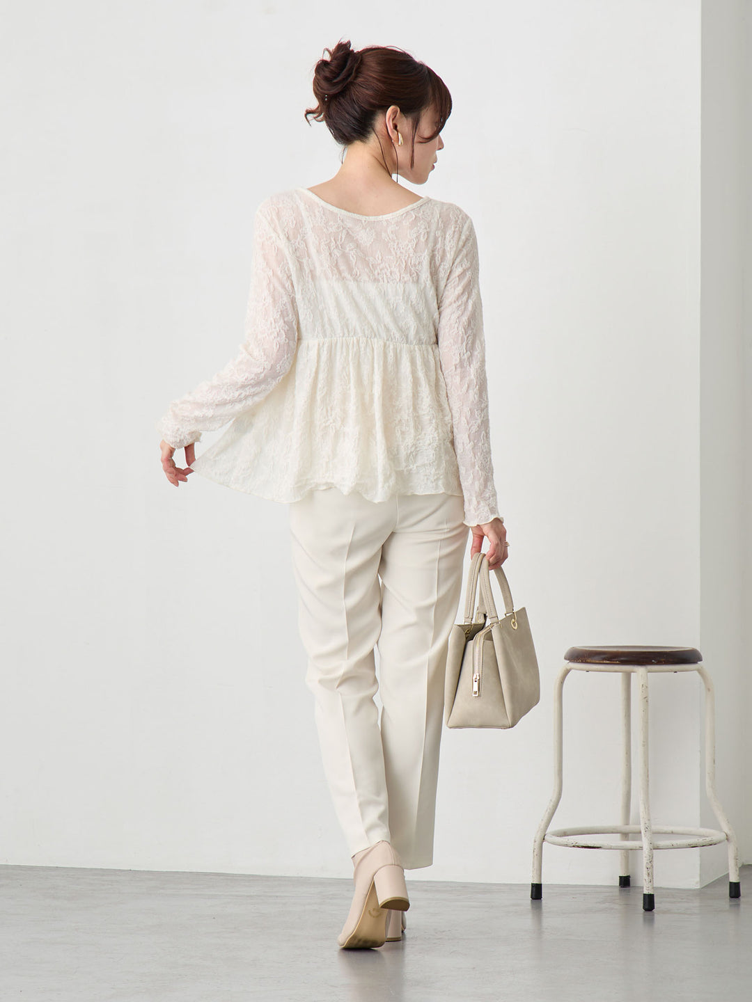 フラワージャガードトップス Ivory