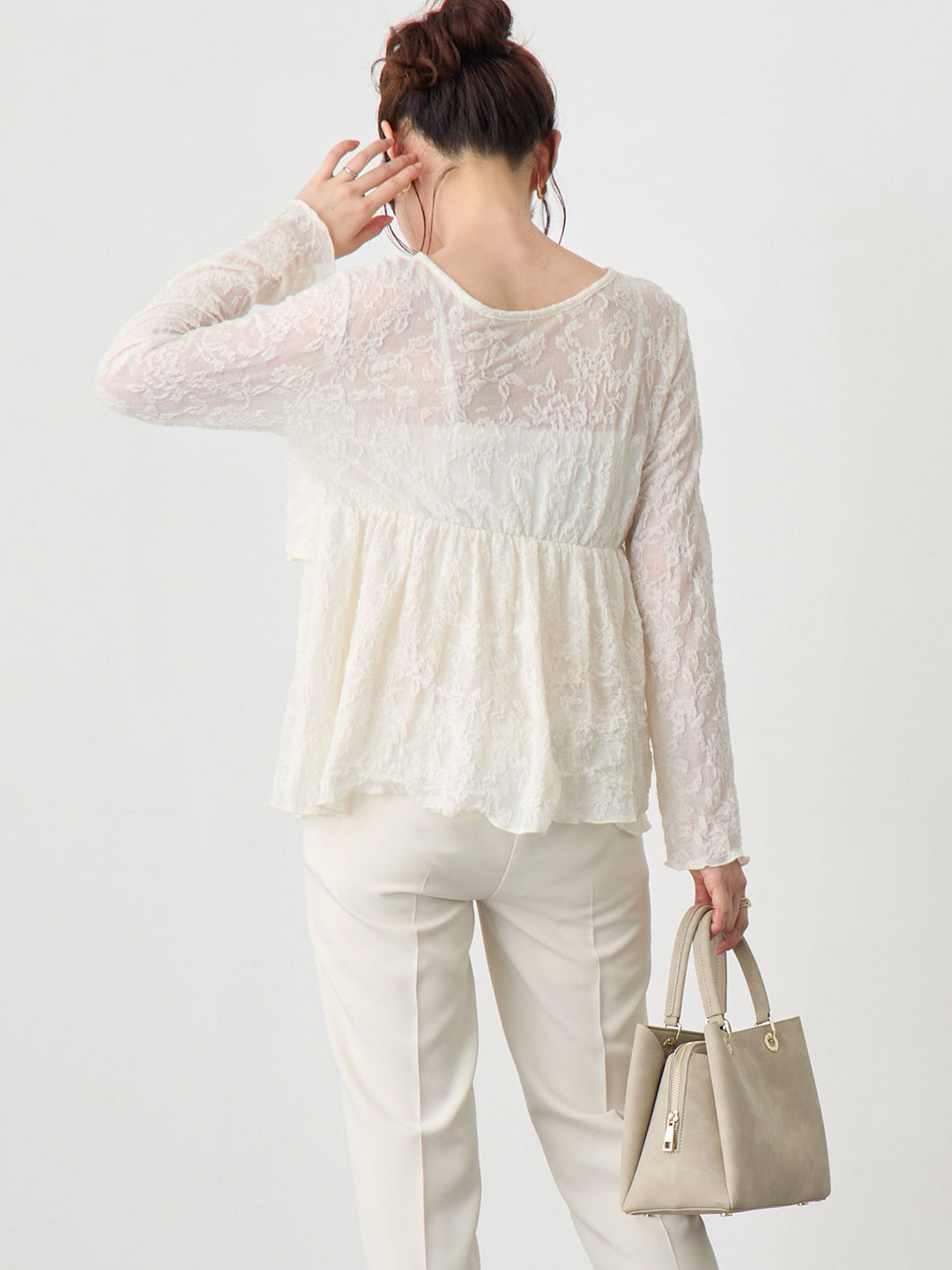 フラワージャガードトップス Ivory