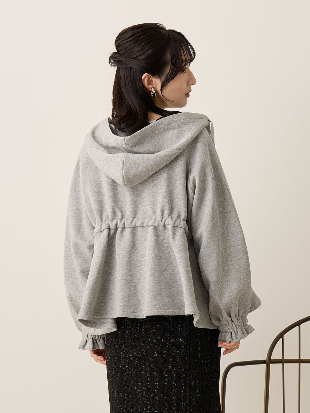 ダッカー付きダンボールライトアウター Gray