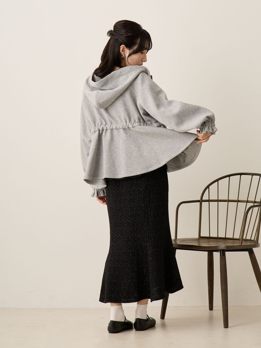 ダッカー付きダンボールライトアウター Gray