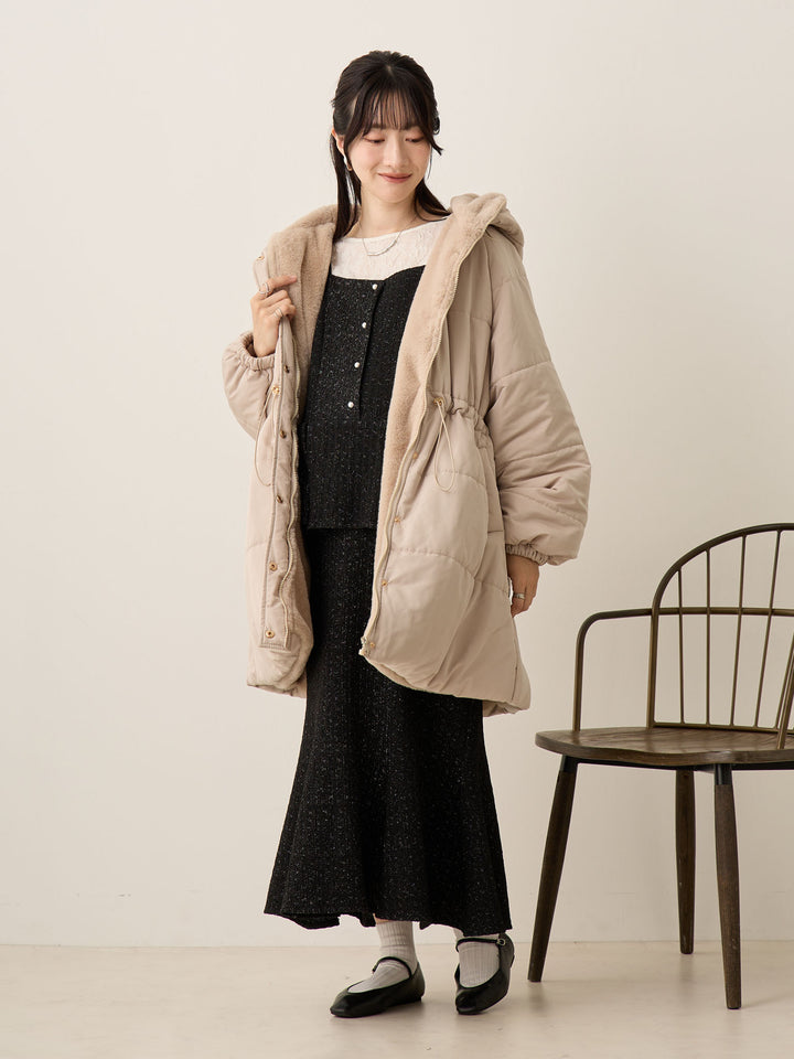 带鸭绒灰的衬垫外套