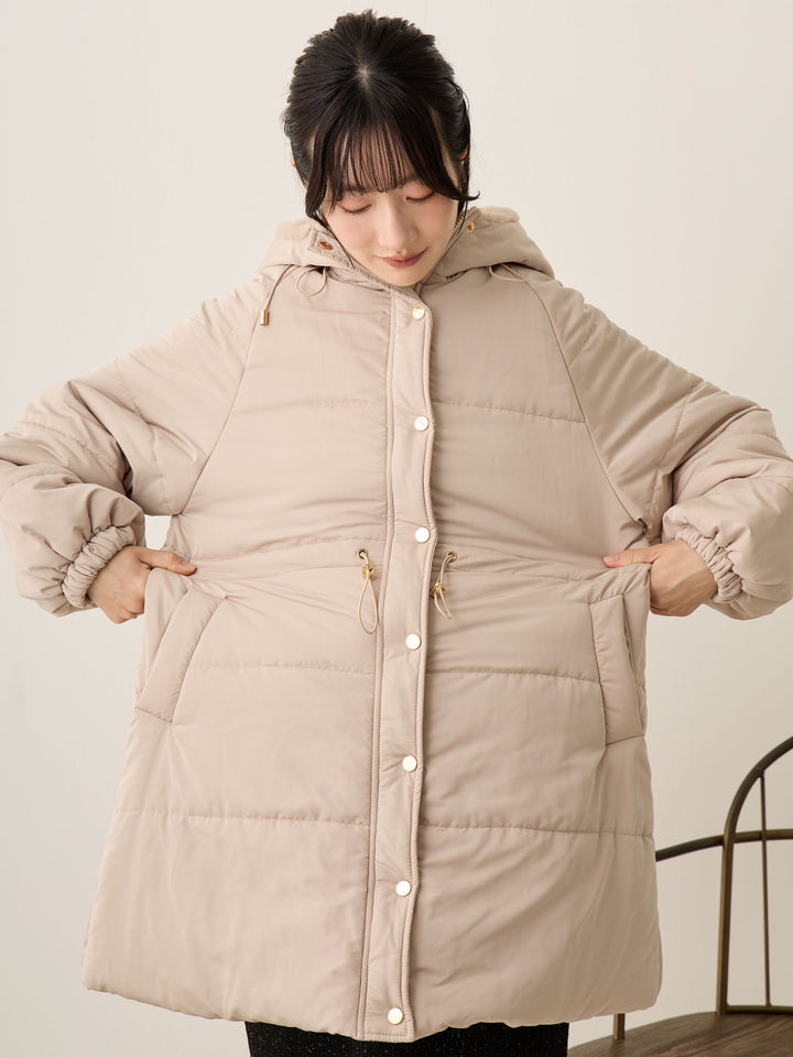 带鸭绒灰的衬垫外套