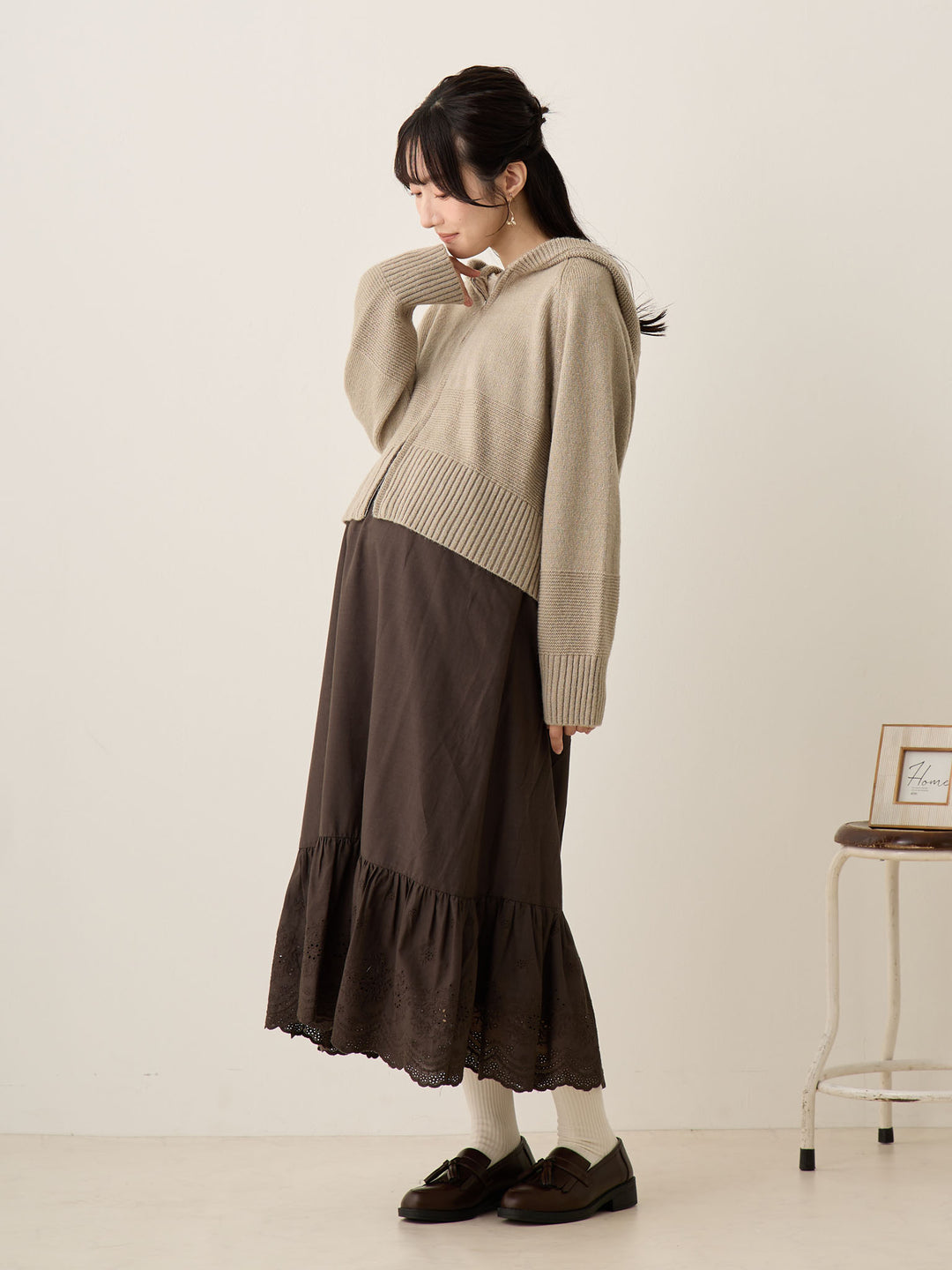 炭灰色棉质蕾丝裙