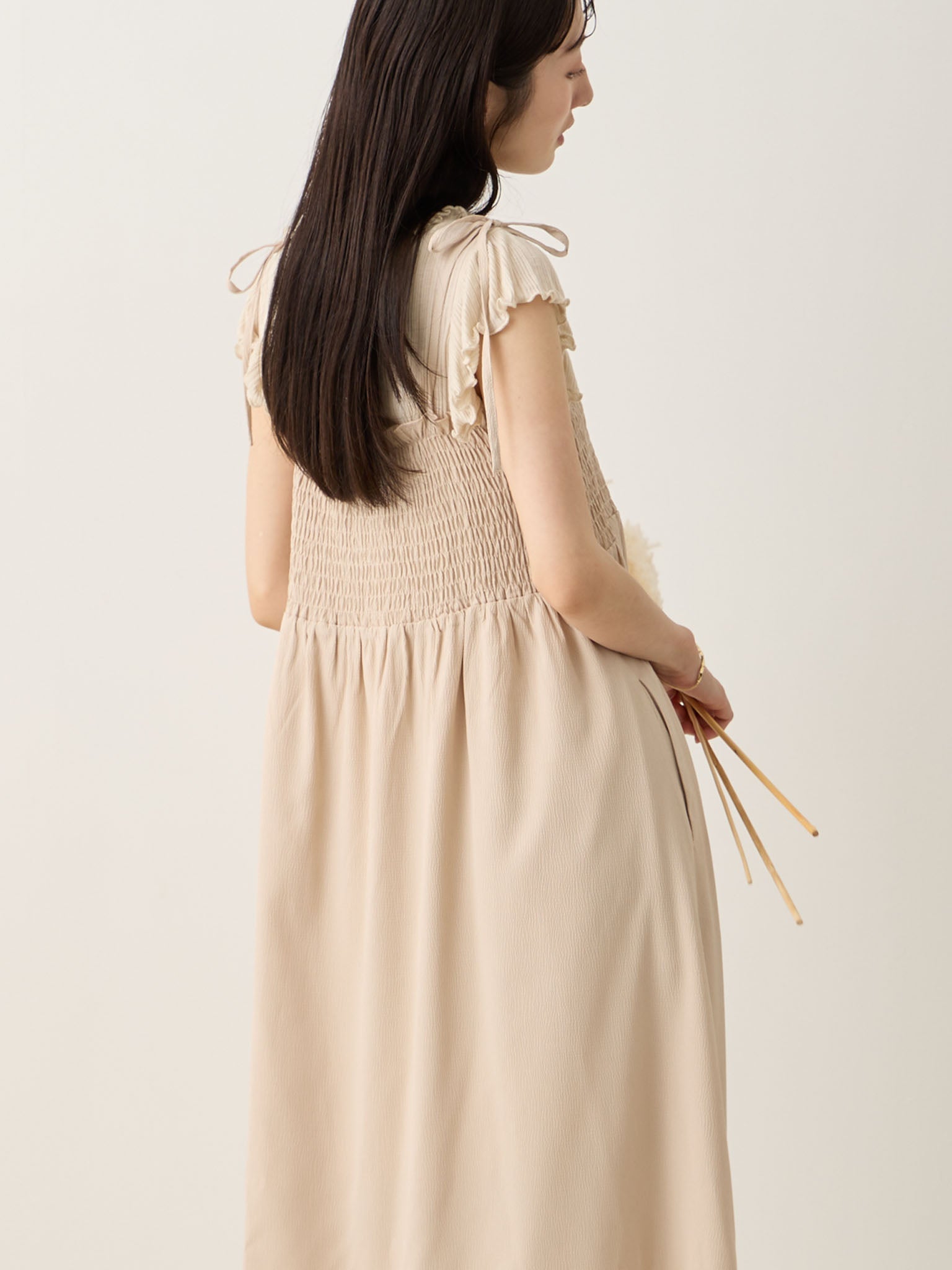 シャーリングキャミワンピース Beige – honono for mom&baby
