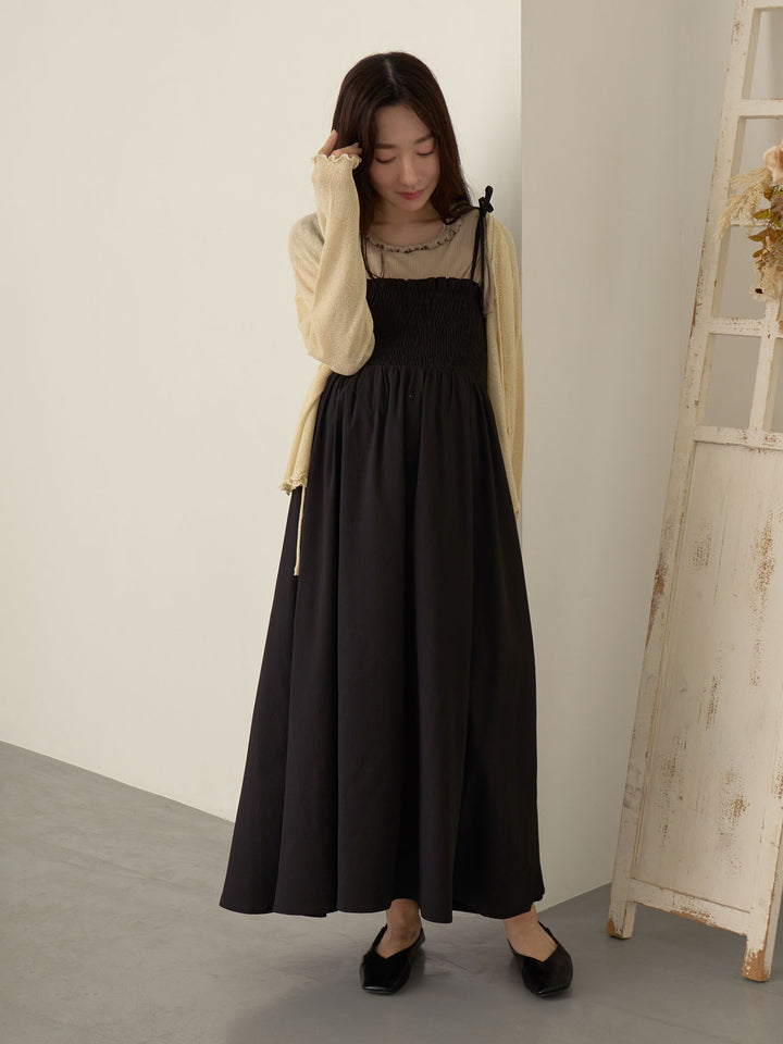 褶皱吊带连衣裙 黑色