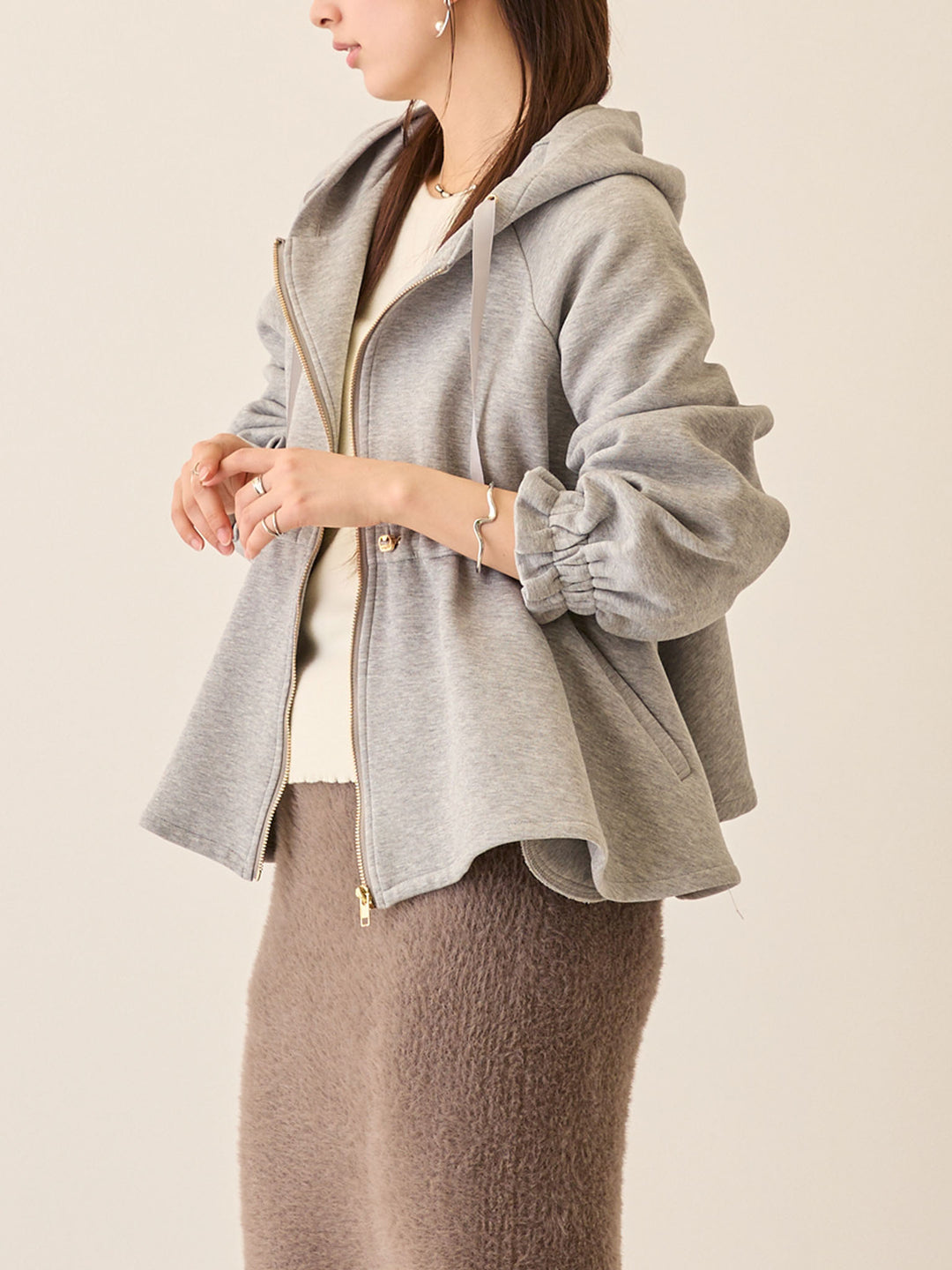 ダッカー付きダンボールライトアウター Gray