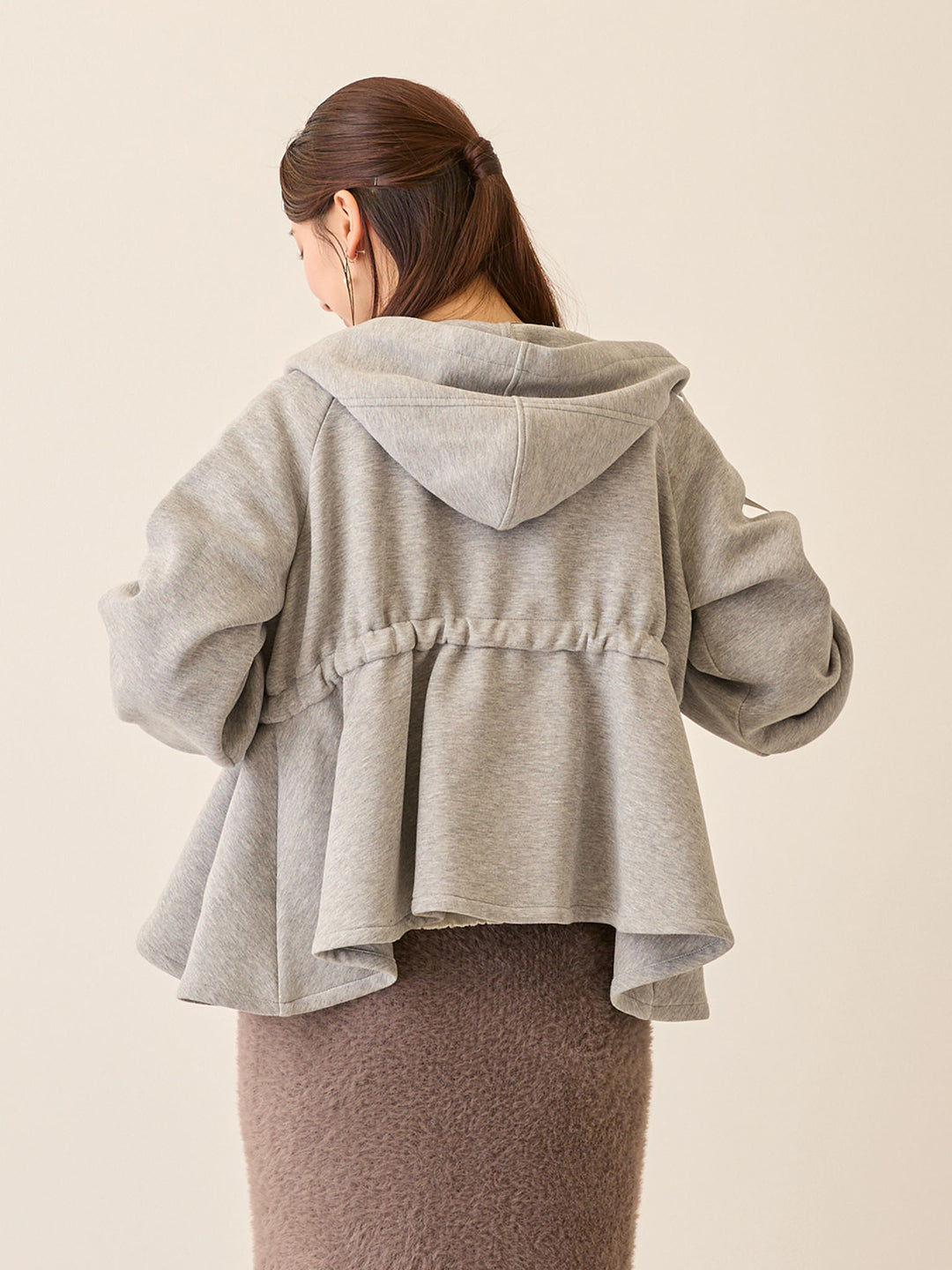 ダッカー付きダンボールライトアウター Gray