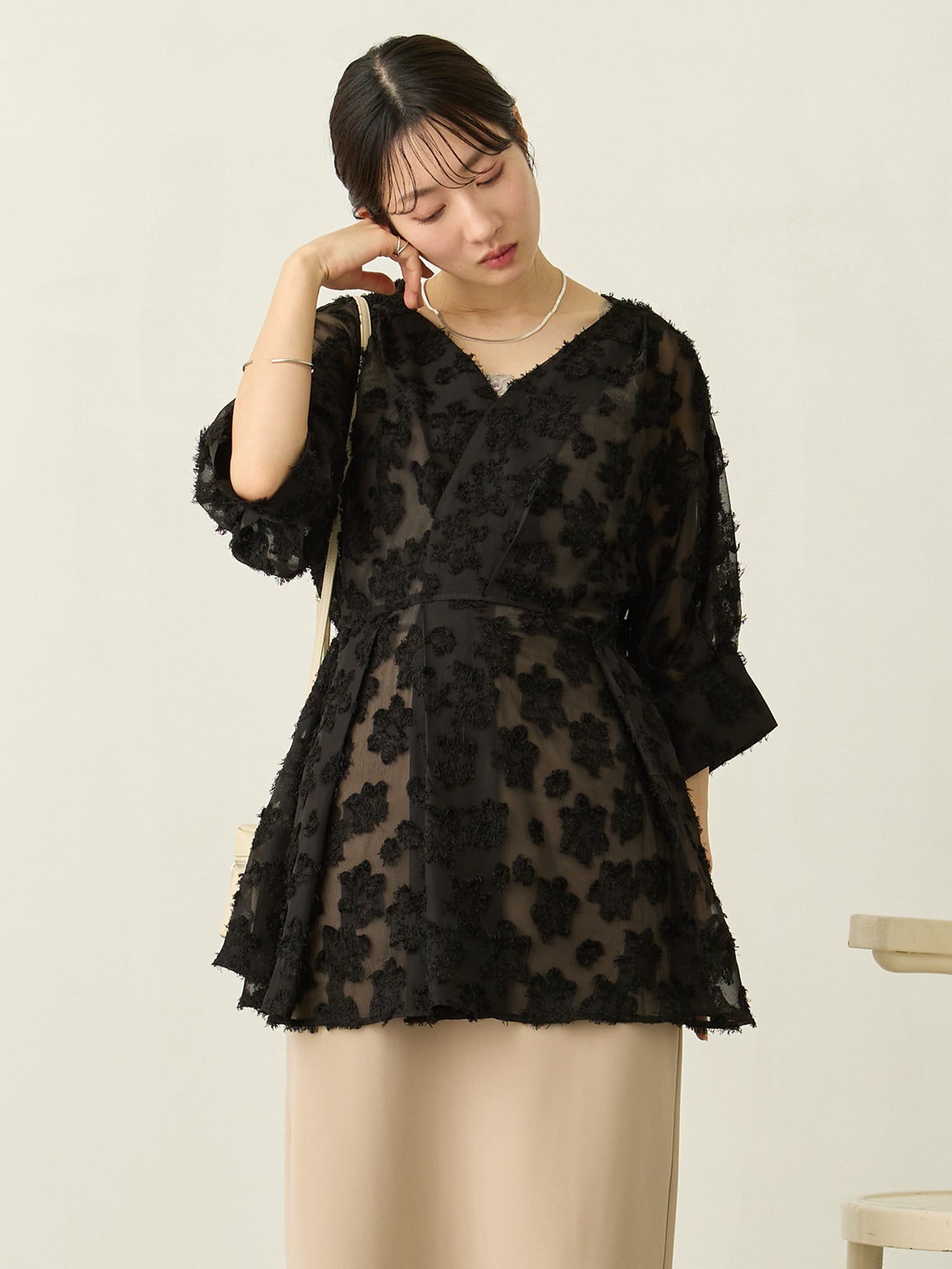 フェザーぺプラムブラウス Black