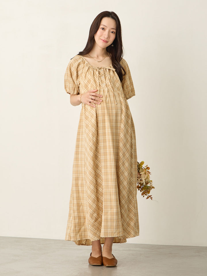 米色泡泡袖格纹连衣裙