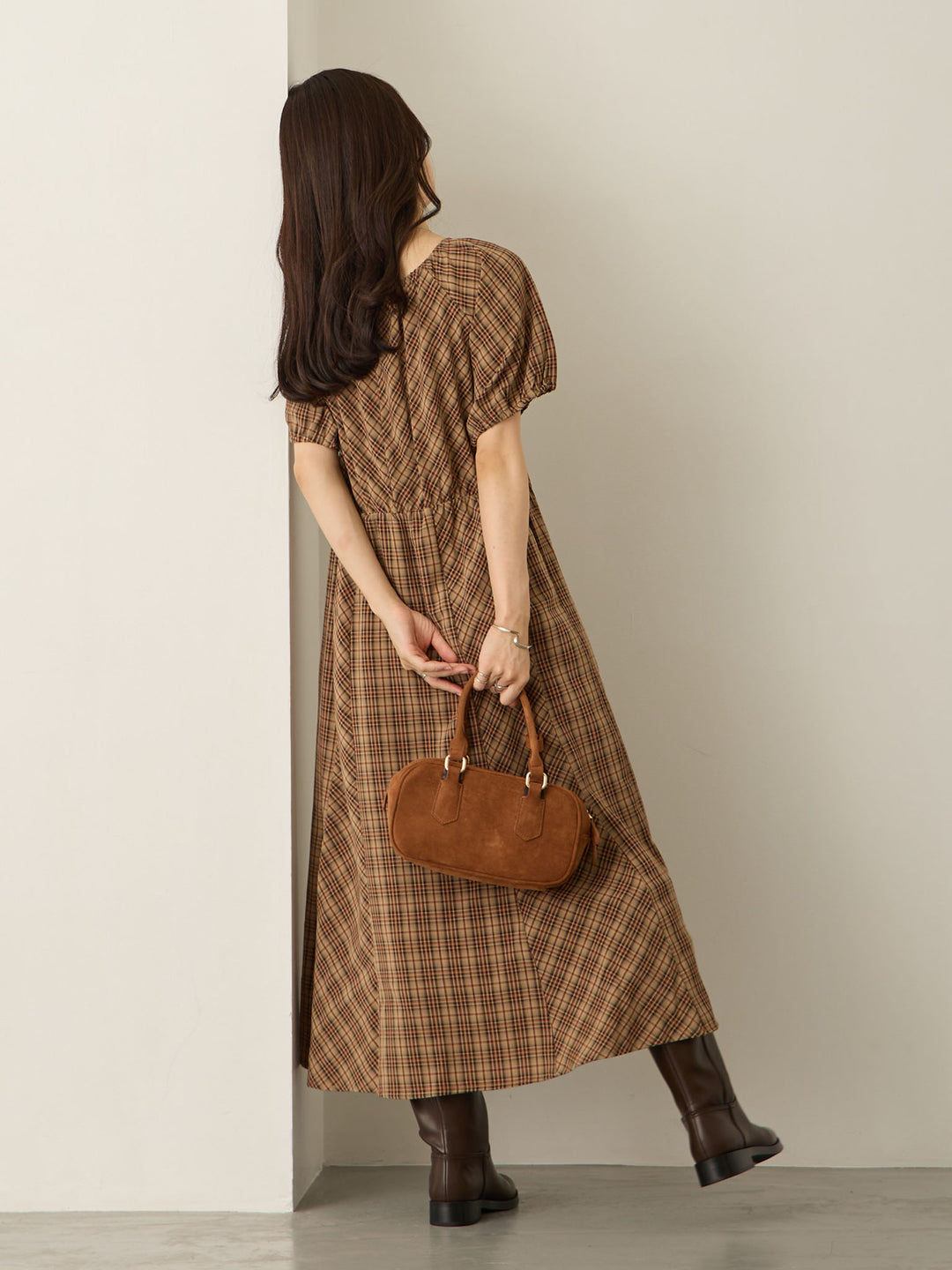 泡泡袖格纹连衣裙 棕色