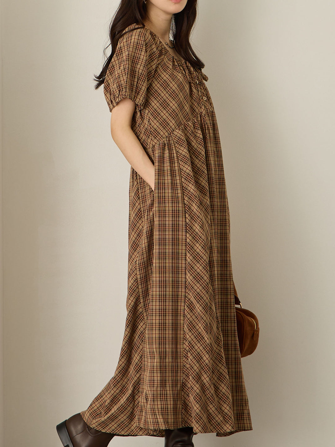泡泡袖格纹连衣裙 棕色