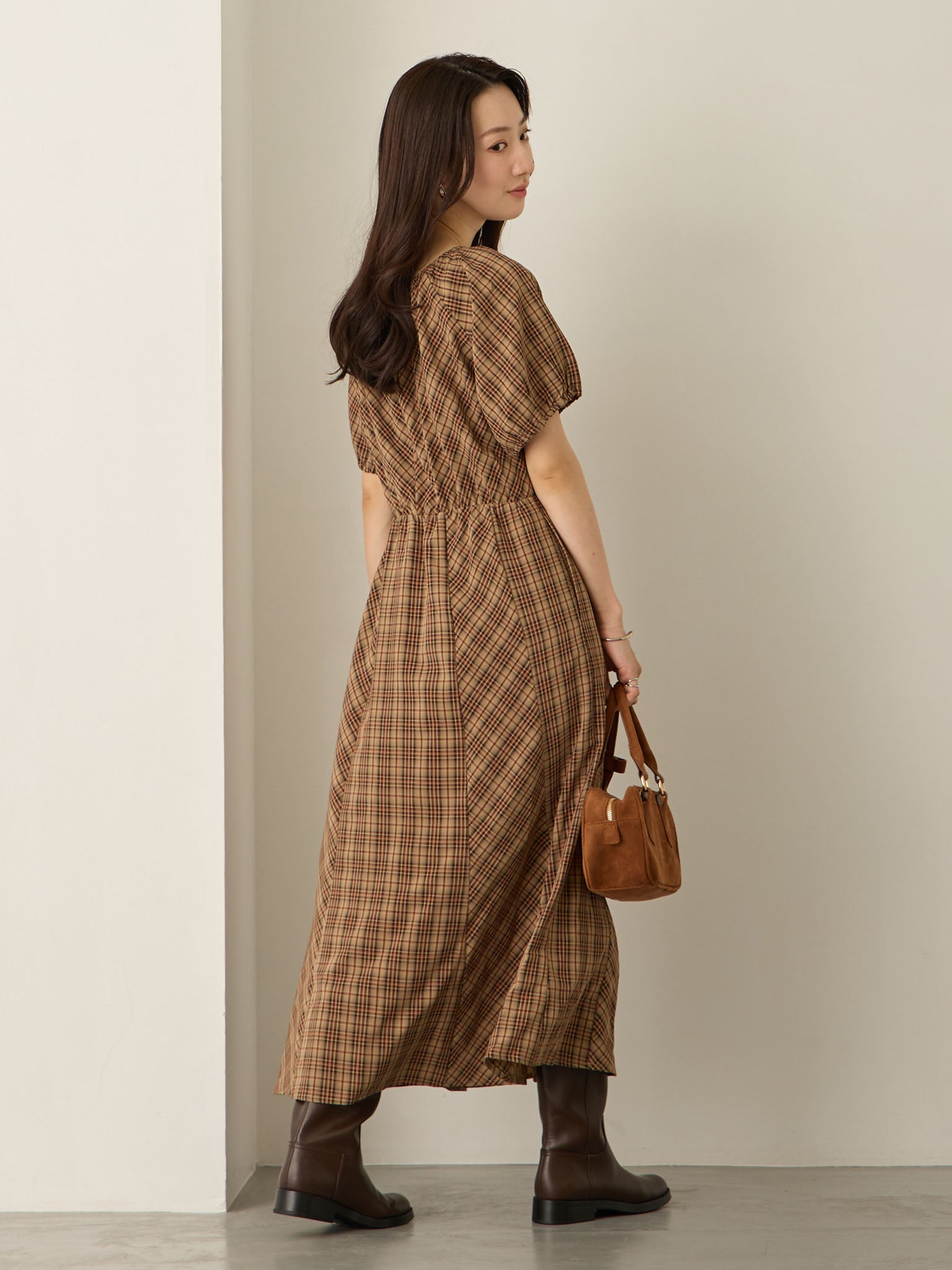パフスリーブチェックワンピース Brown – honono for mom&baby