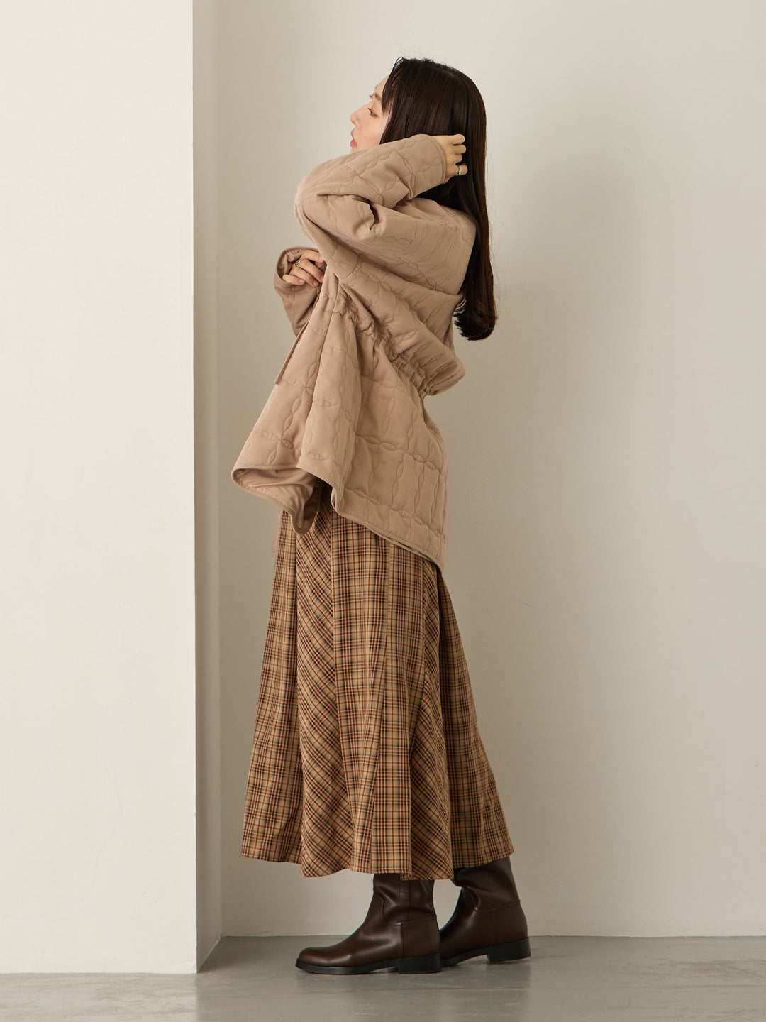 原创绗缝外套，采用鸭绒灰