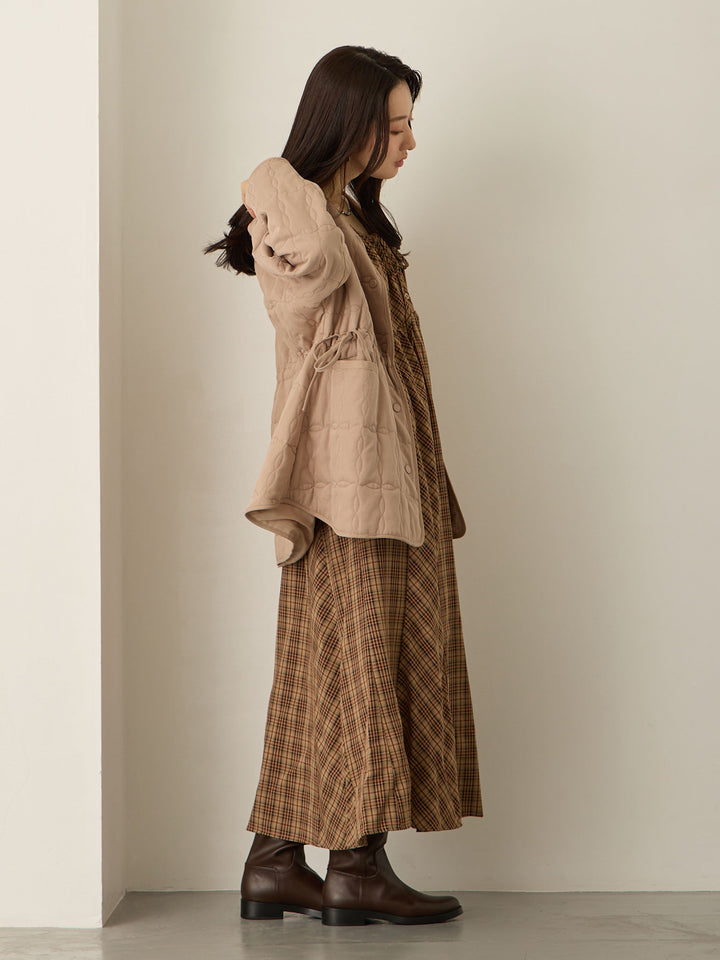 原创绗缝外套，采用鸭绒灰