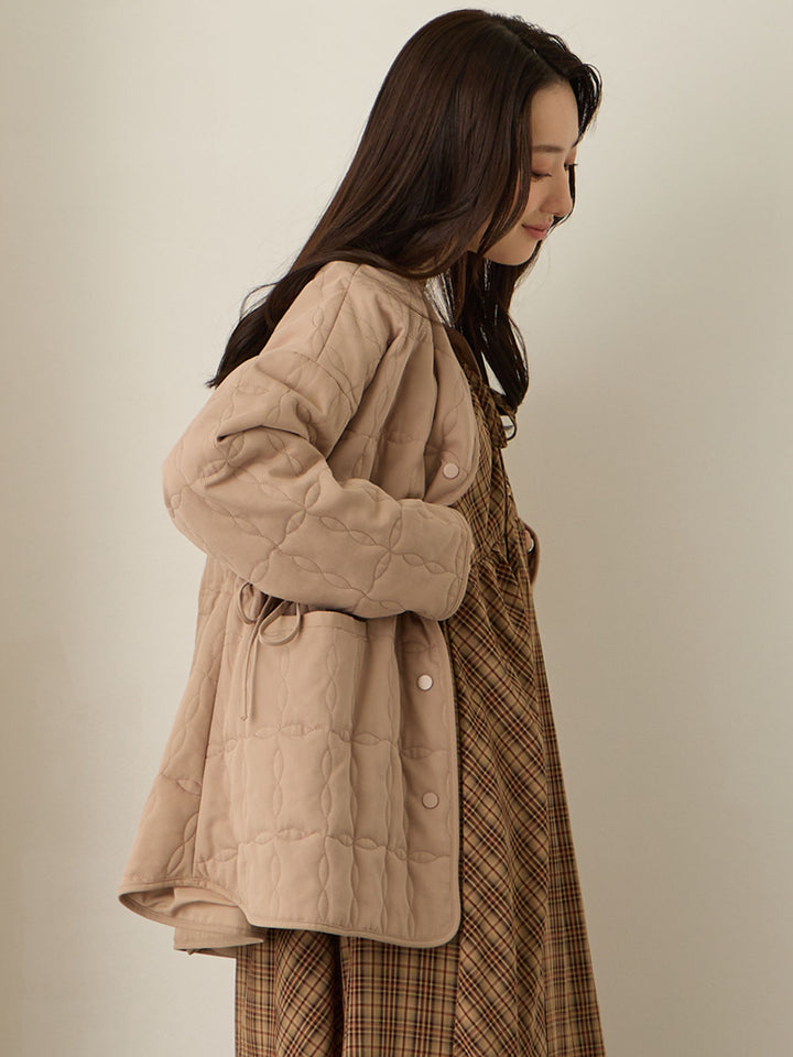 原创绗缝外套，采用鸭绒灰