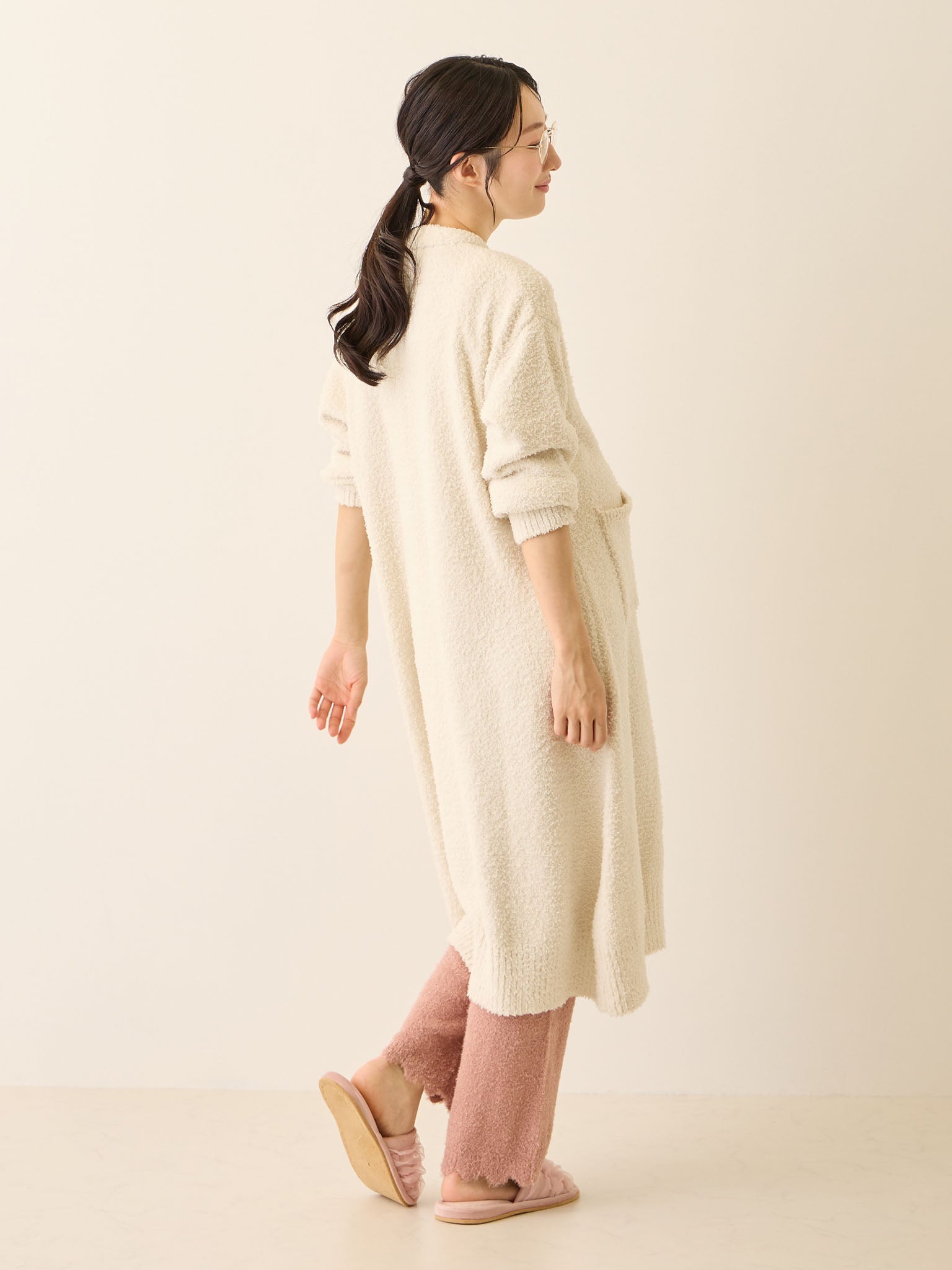 ふわふわカーディガンワンピース Ivory – honono for mom&baby